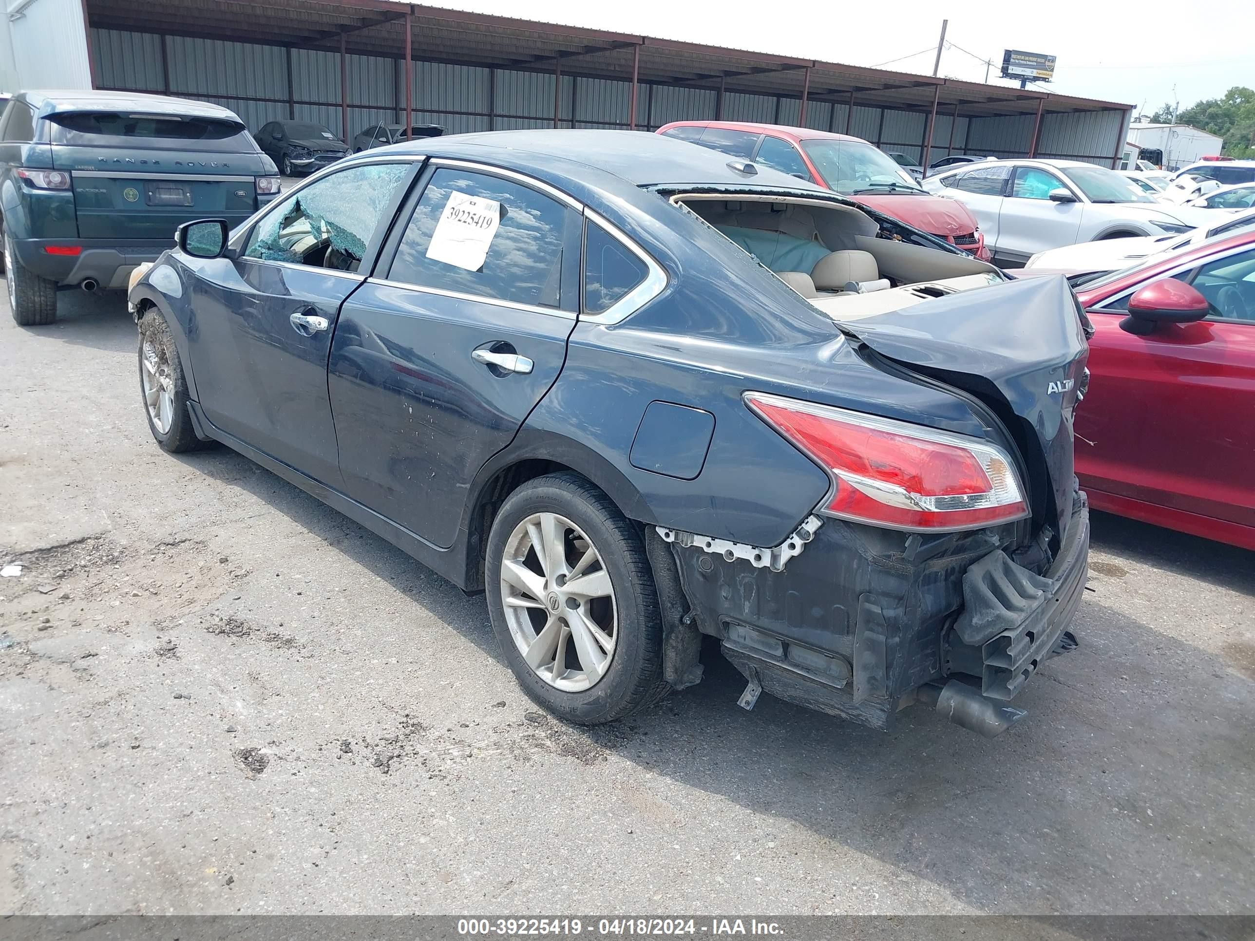 Photo 2 VIN: 1N4AL3AP6FN361131 - NISSAN ALTIMA 