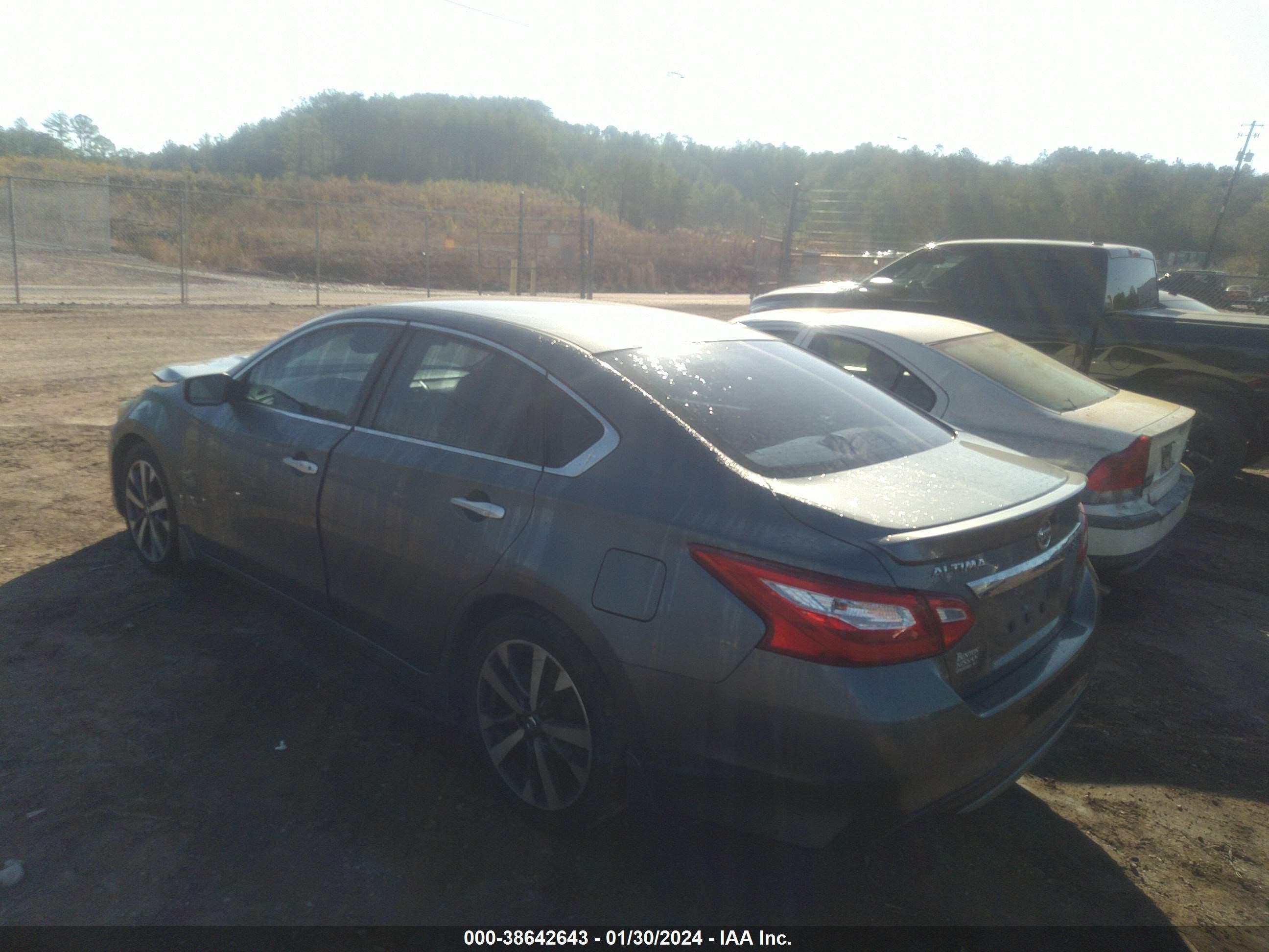 Photo 2 VIN: 1N4AL3AP6GN316577 - NISSAN ALTIMA 