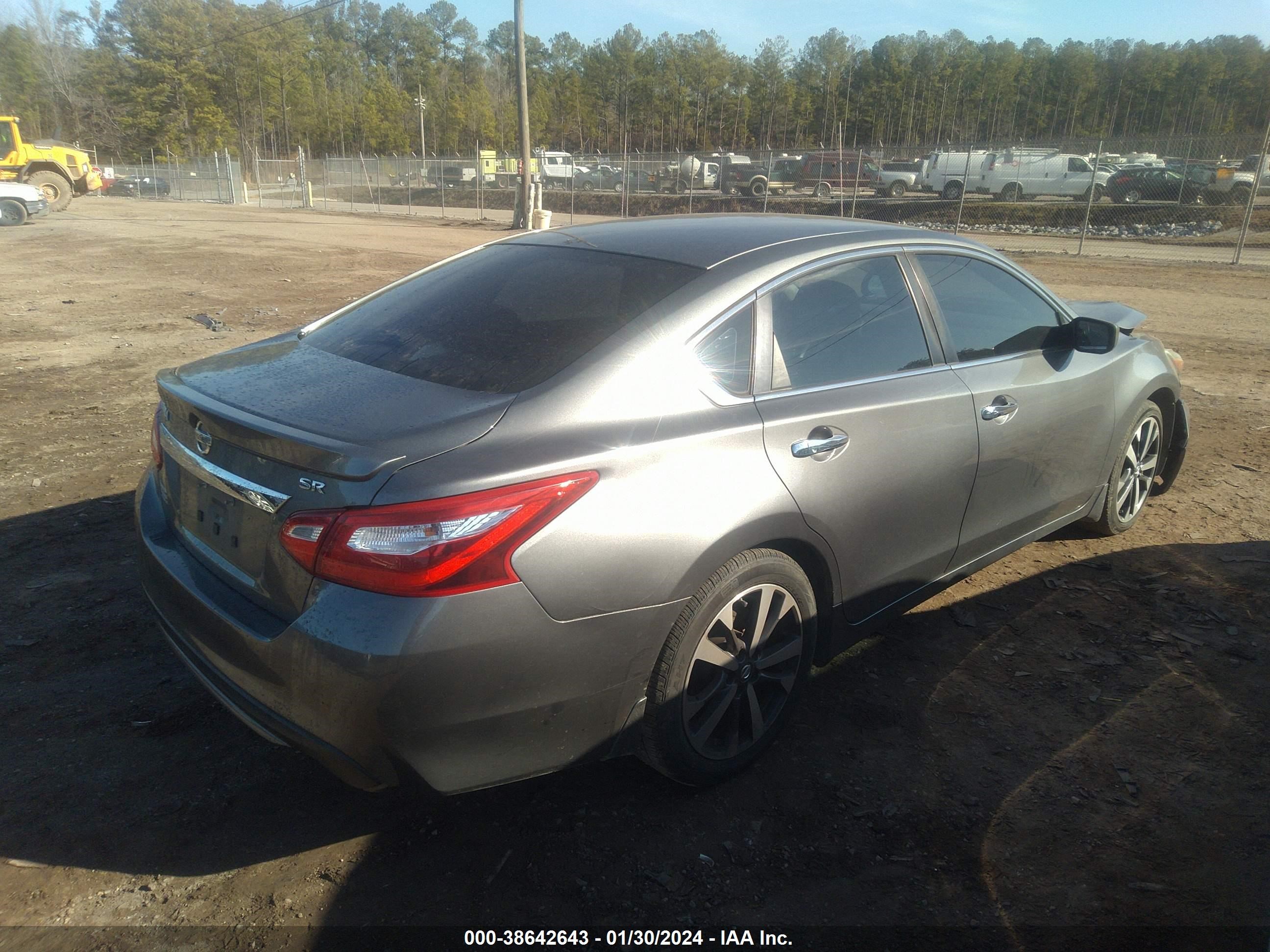 Photo 3 VIN: 1N4AL3AP6GN316577 - NISSAN ALTIMA 