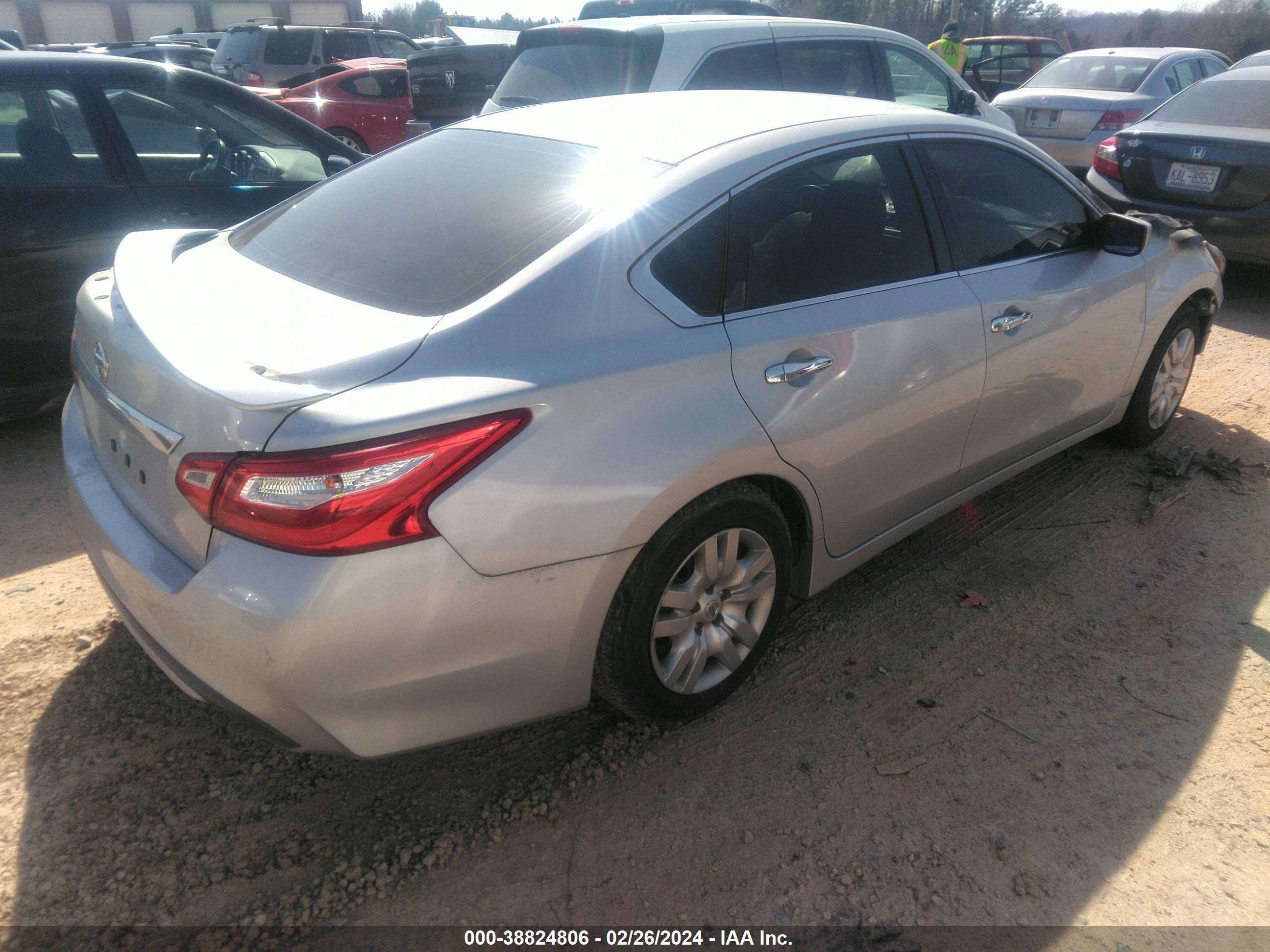 Photo 3 VIN: 1N4AL3AP6GN331760 - NISSAN ALTIMA 