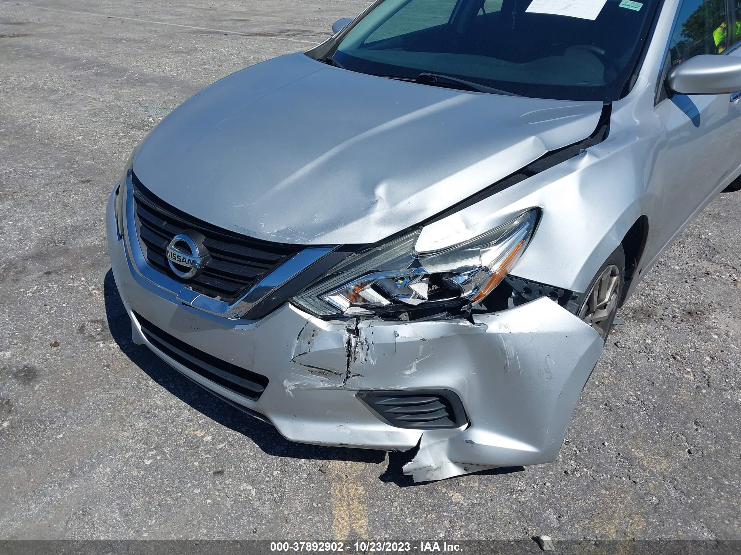 Photo 5 VIN: 1N4AL3AP6HC111628 - NISSAN ALTIMA 