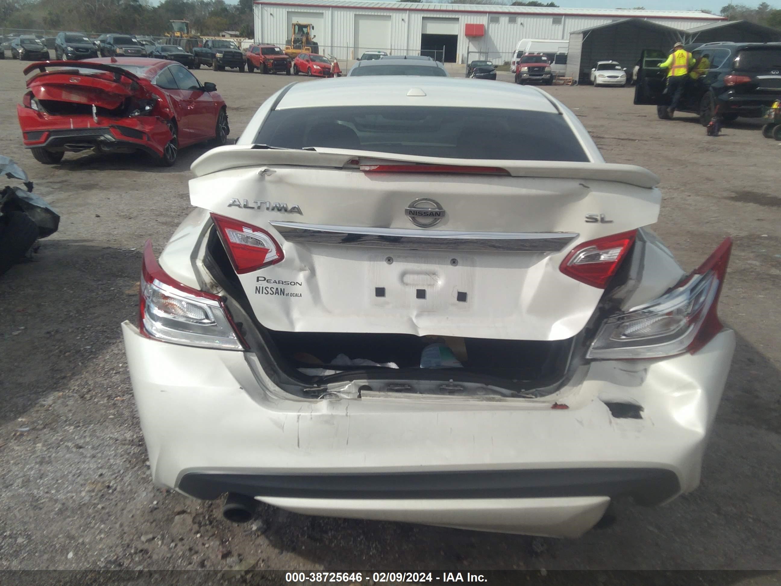 Photo 5 VIN: 1N4AL3AP6HC148386 - NISSAN ALTIMA 