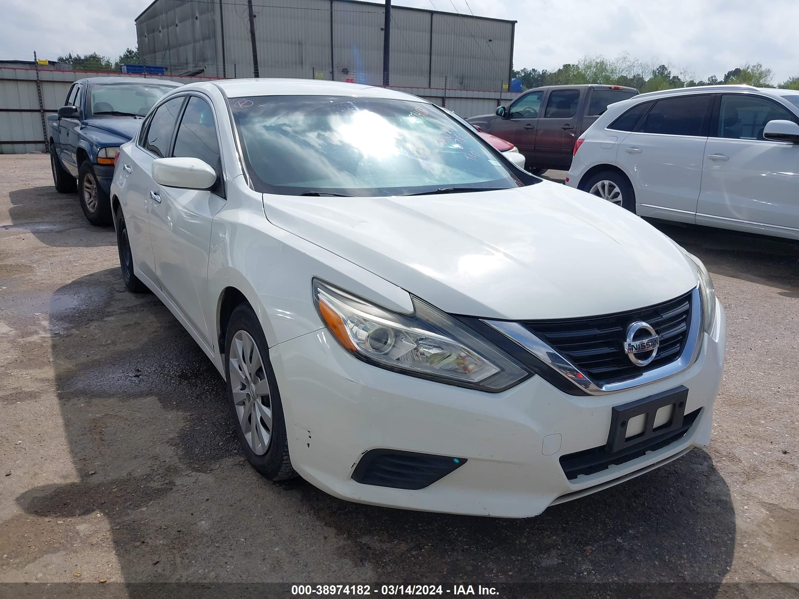 Photo 0 VIN: 1N4AL3AP6HN336782 - NISSAN ALTIMA 