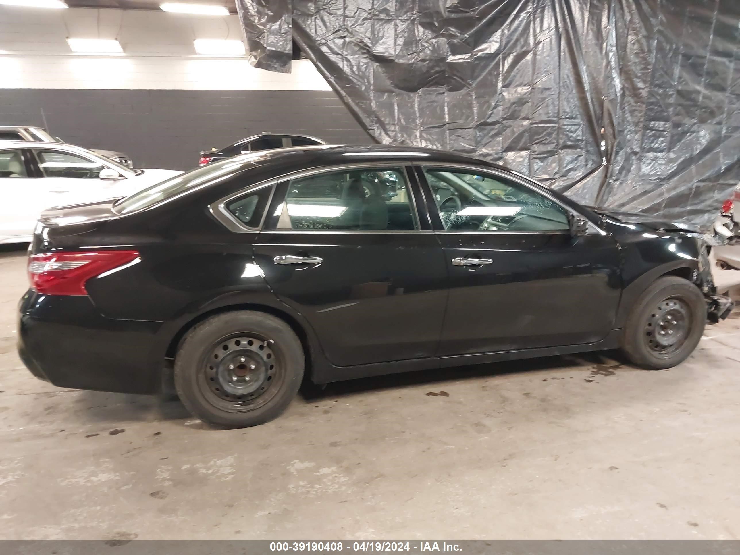 Photo 13 VIN: 1N4AL3AP6JC106564 - NISSAN ALTIMA 