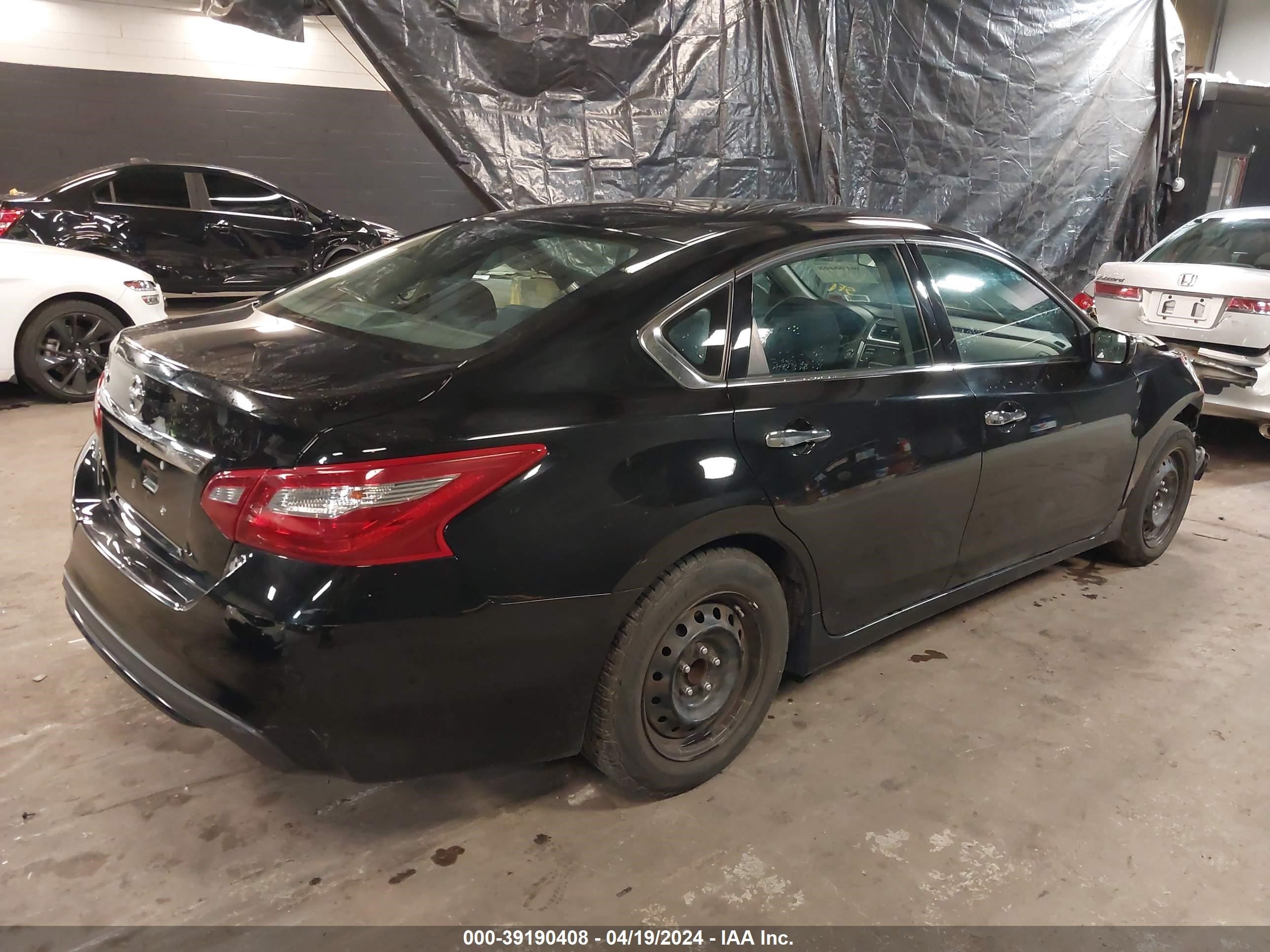 Photo 3 VIN: 1N4AL3AP6JC106564 - NISSAN ALTIMA 