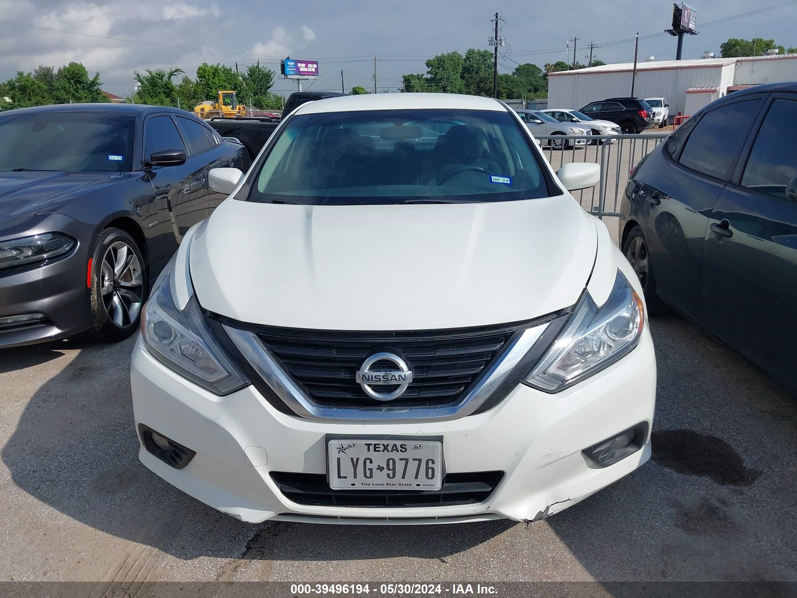 Photo 10 VIN: 1N4AL3AP6JC175268 - NISSAN ALTIMA 