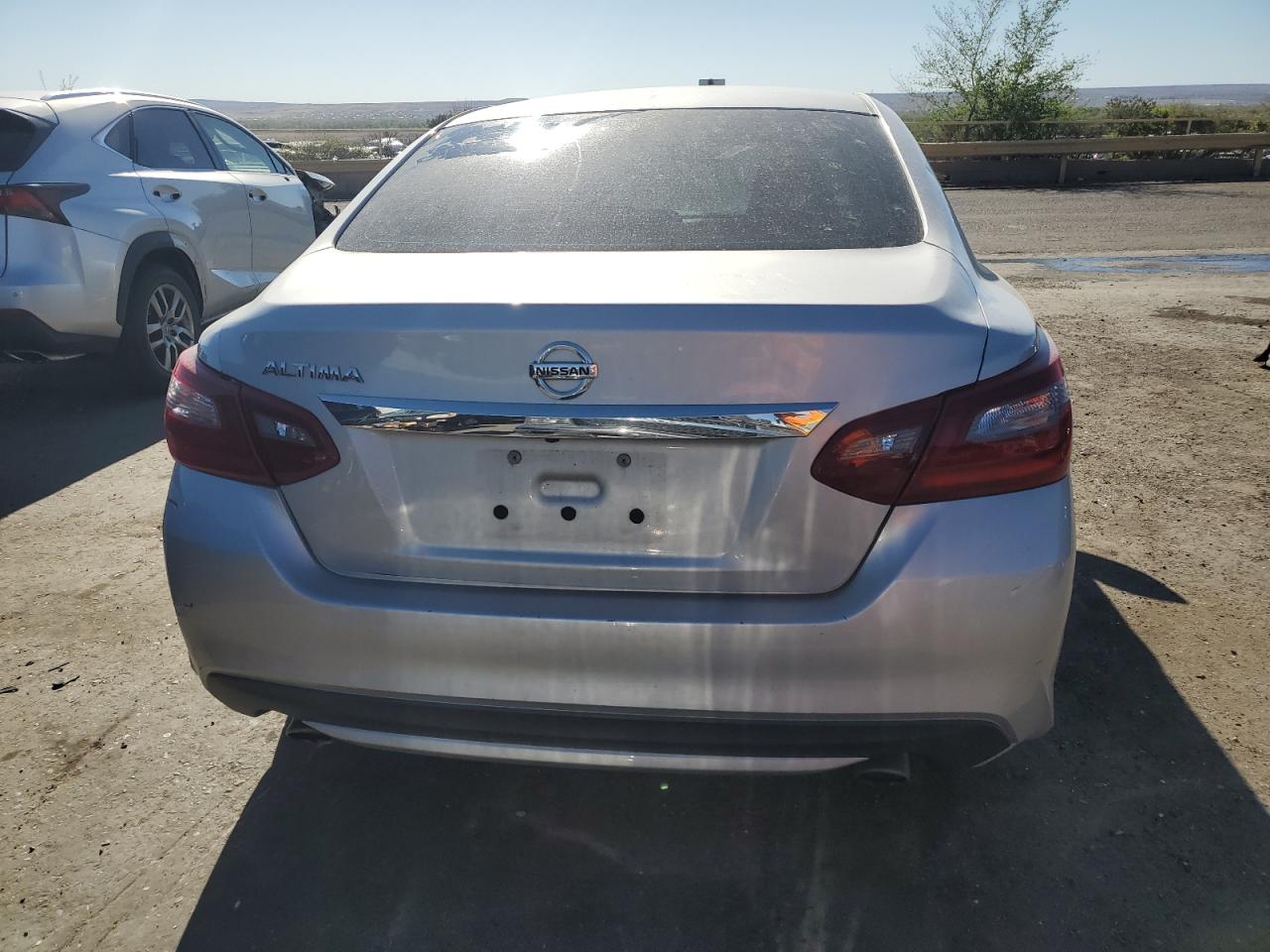 Photo 5 VIN: 1N4AL3AP6JC182673 - NISSAN ALTIMA 