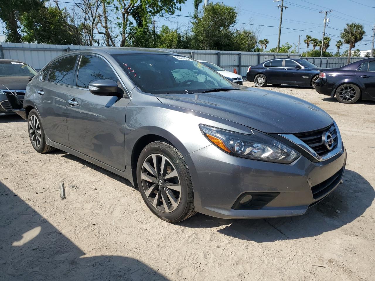 Photo 3 VIN: 1N4AL3AP6JC209421 - NISSAN ALTIMA 