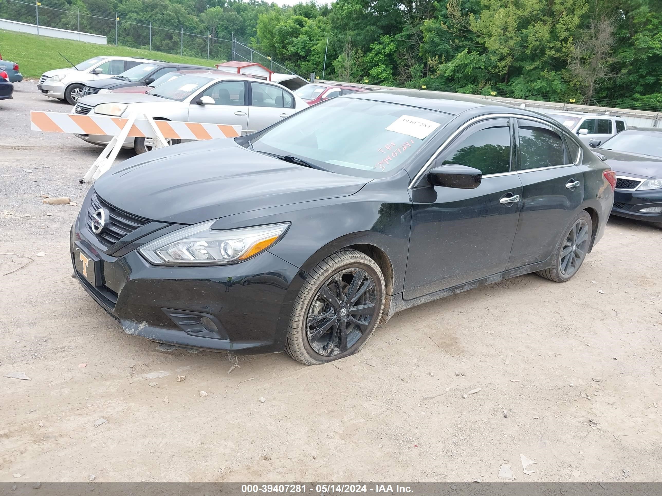 Photo 1 VIN: 1N4AL3AP6JC209466 - NISSAN ALTIMA 