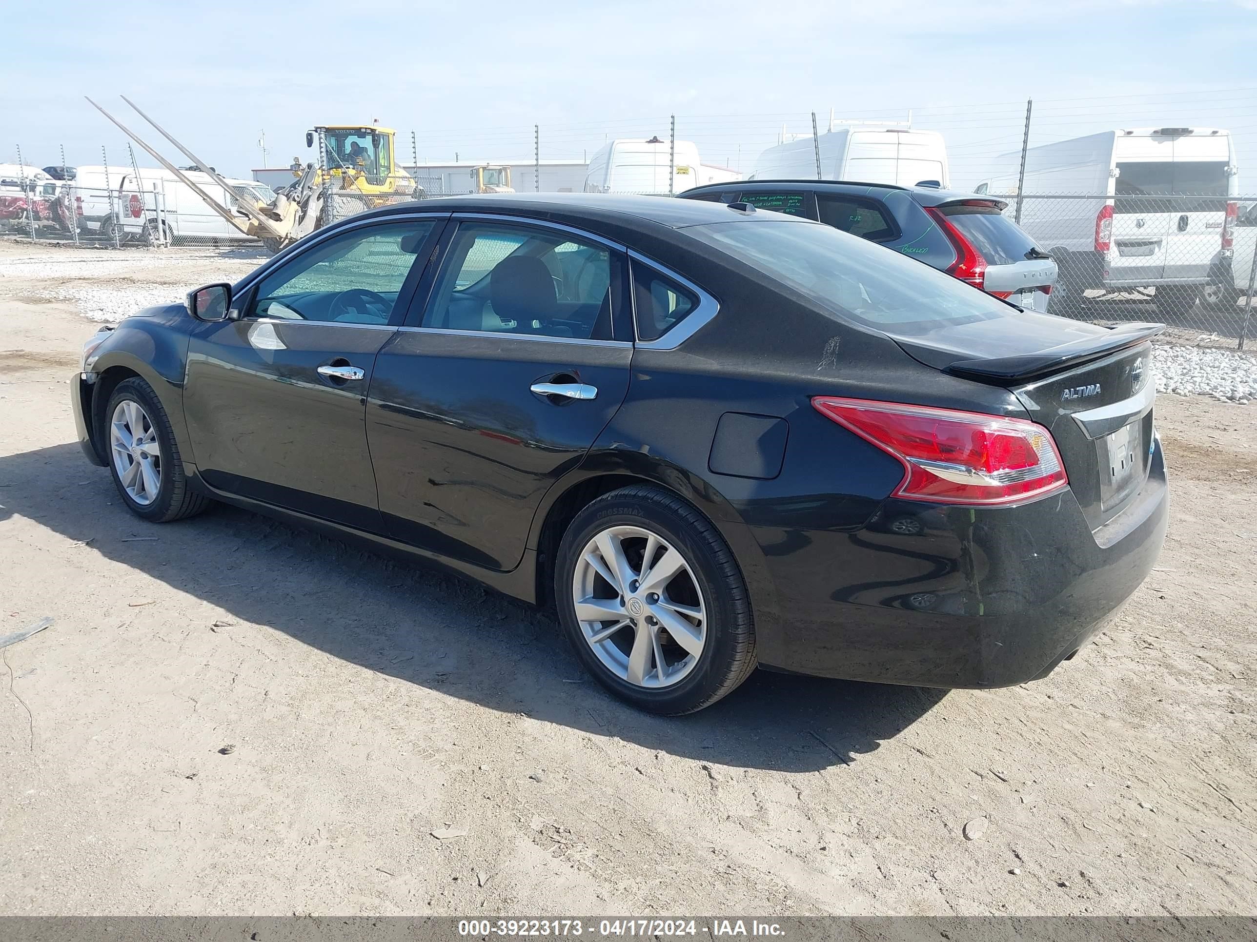 Photo 2 VIN: 1N4AL3AP7DN423567 - NISSAN ALTIMA 