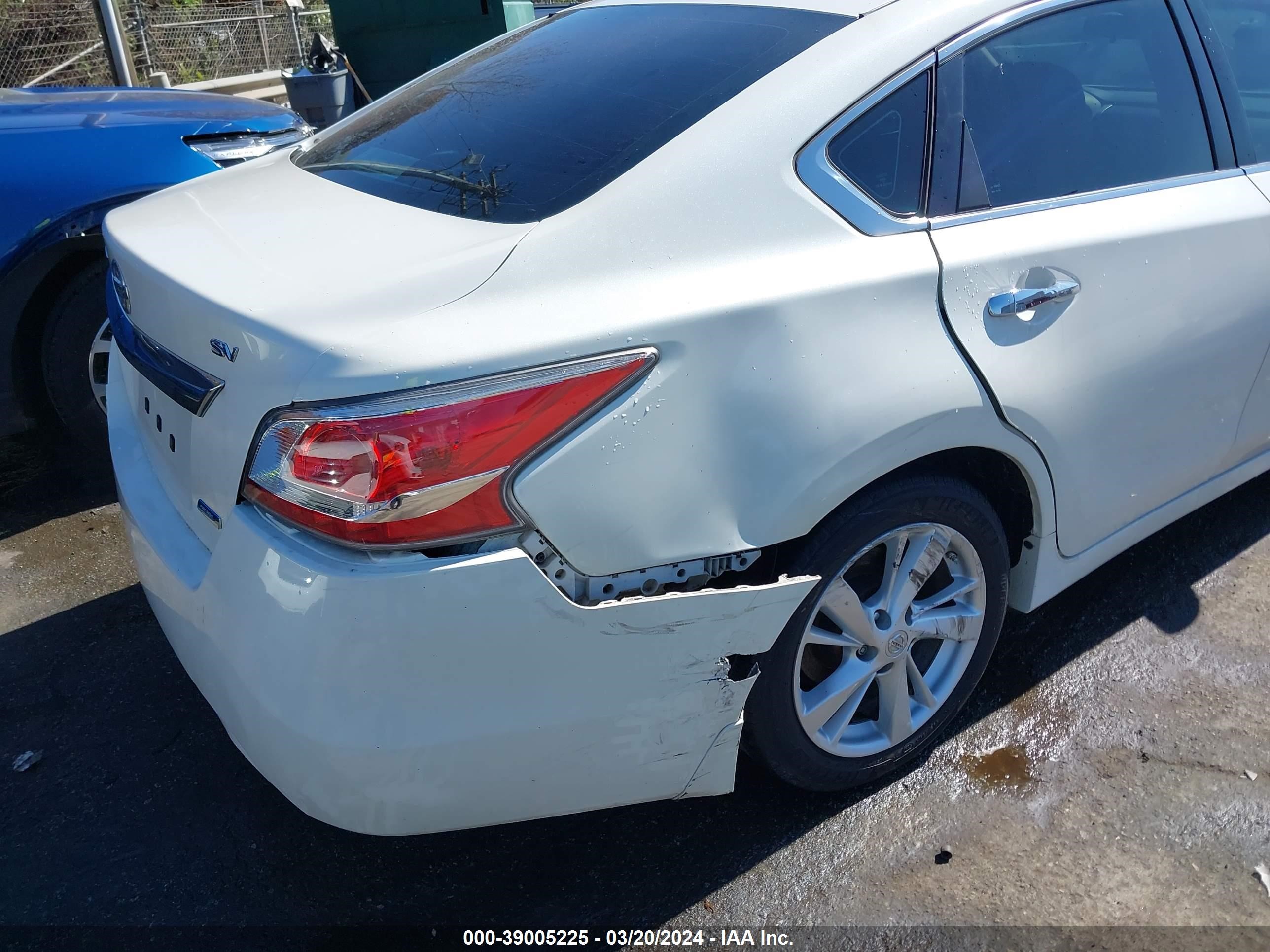 Photo 5 VIN: 1N4AL3AP7EC161403 - NISSAN ALTIMA 