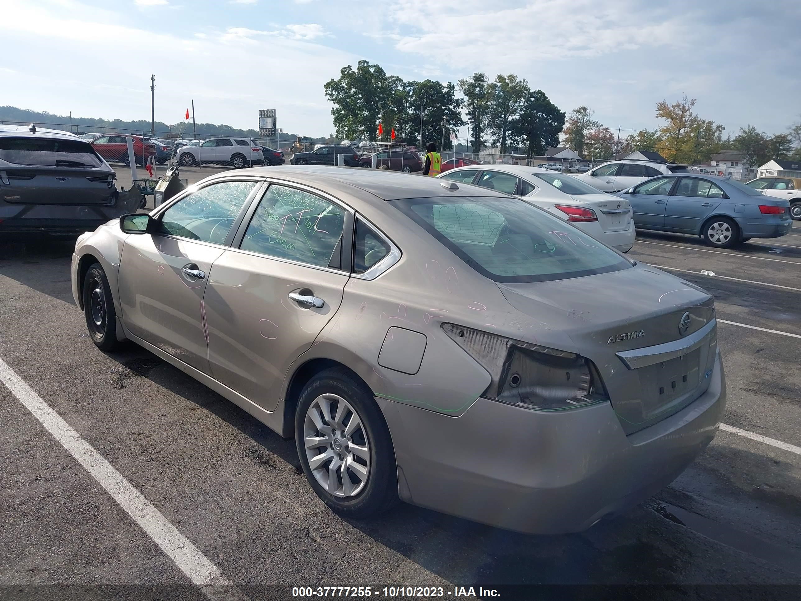 Photo 2 VIN: 1N4AL3AP7EC199889 - NISSAN ALTIMA 