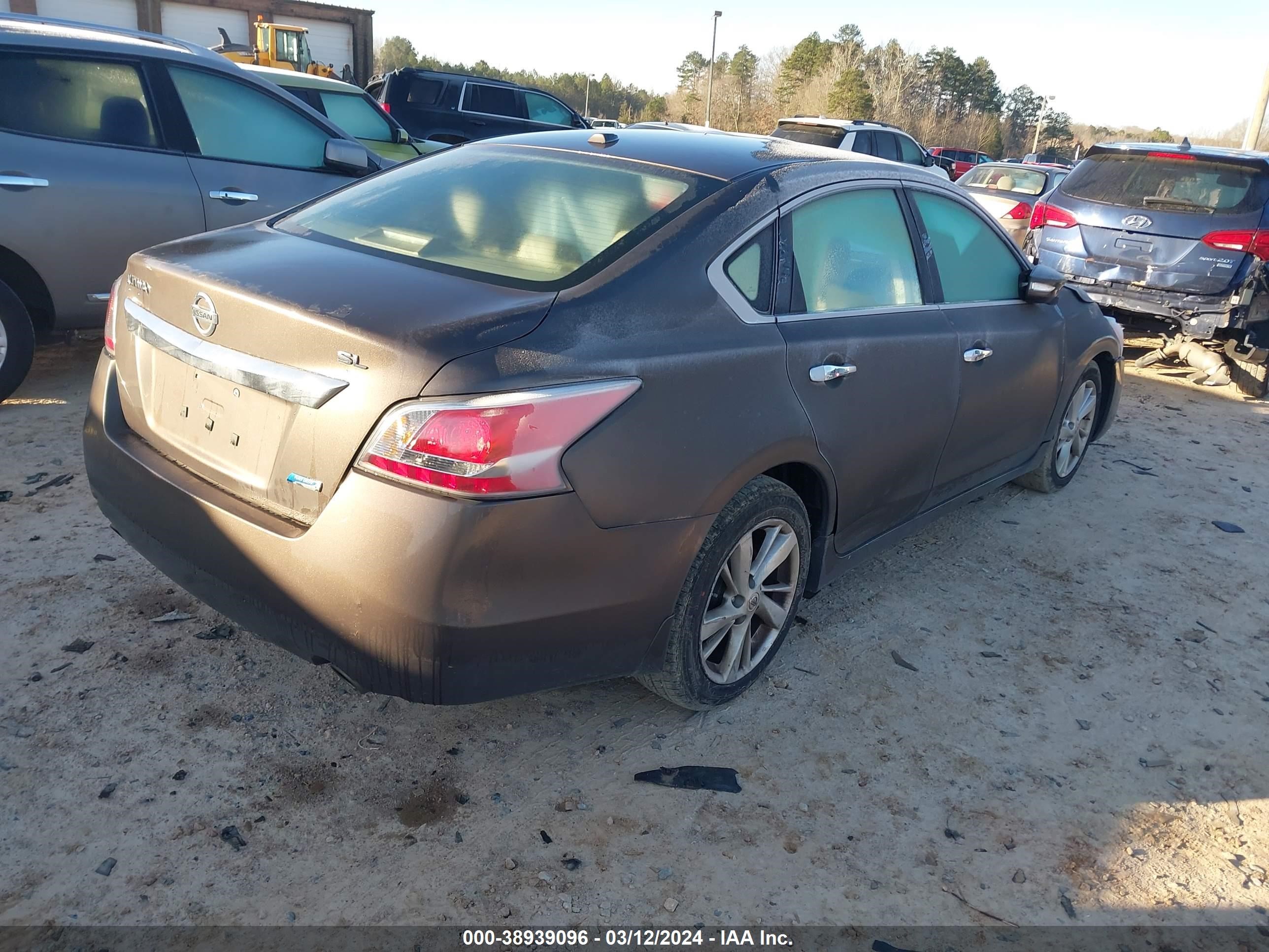 Photo 3 VIN: 1N4AL3AP7EC201544 - NISSAN ALTIMA 