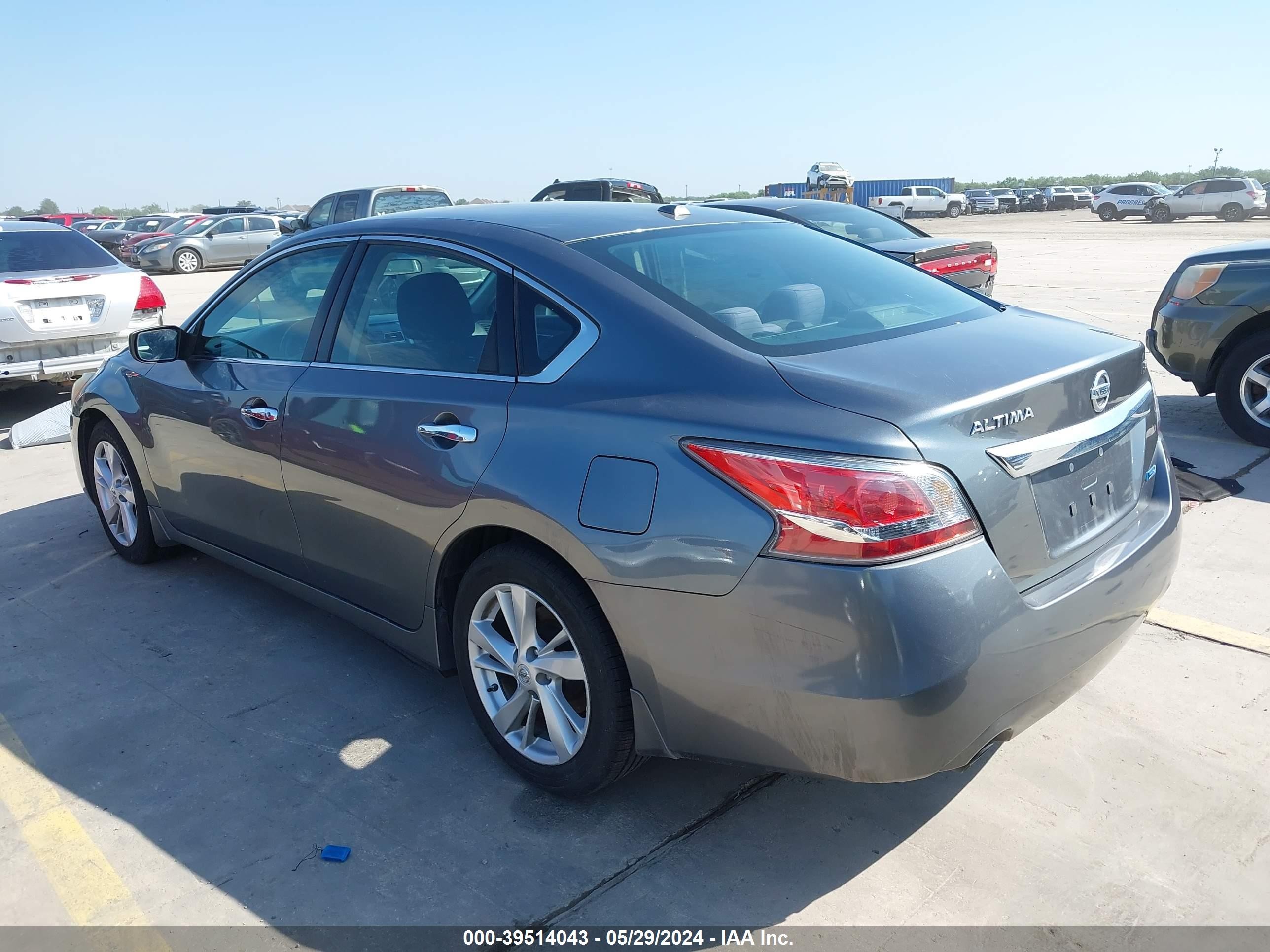 Photo 2 VIN: 1N4AL3AP7EC324082 - NISSAN ALTIMA 