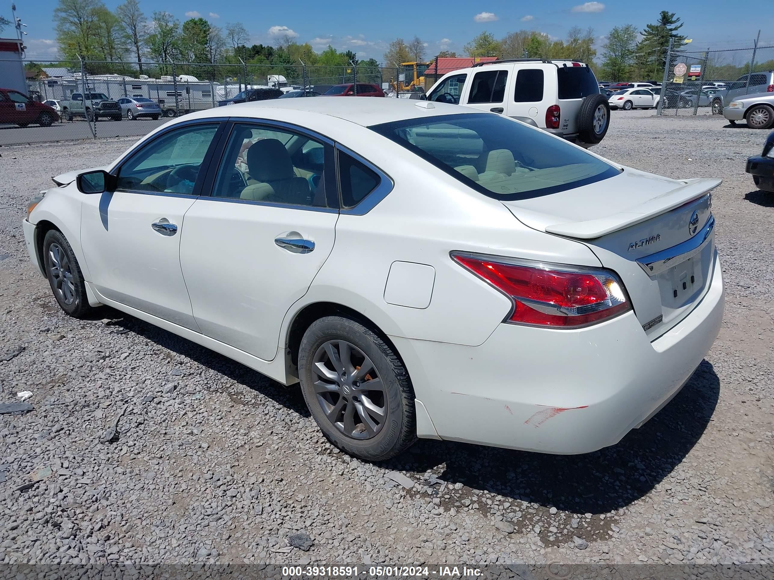 Photo 2 VIN: 1N4AL3AP7FC215817 - NISSAN ALTIMA 