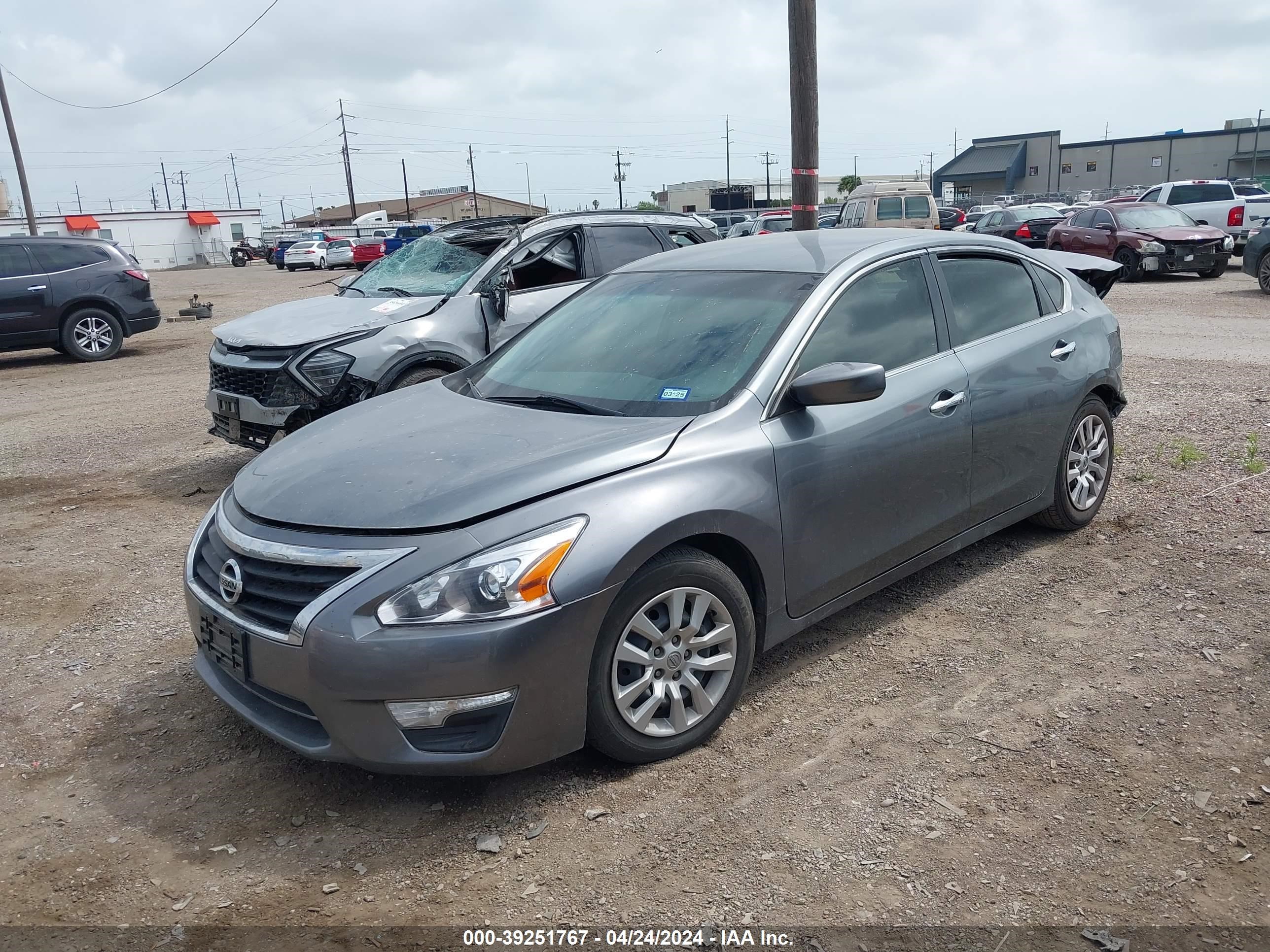 Photo 1 VIN: 1N4AL3AP7FC237557 - NISSAN ALTIMA 