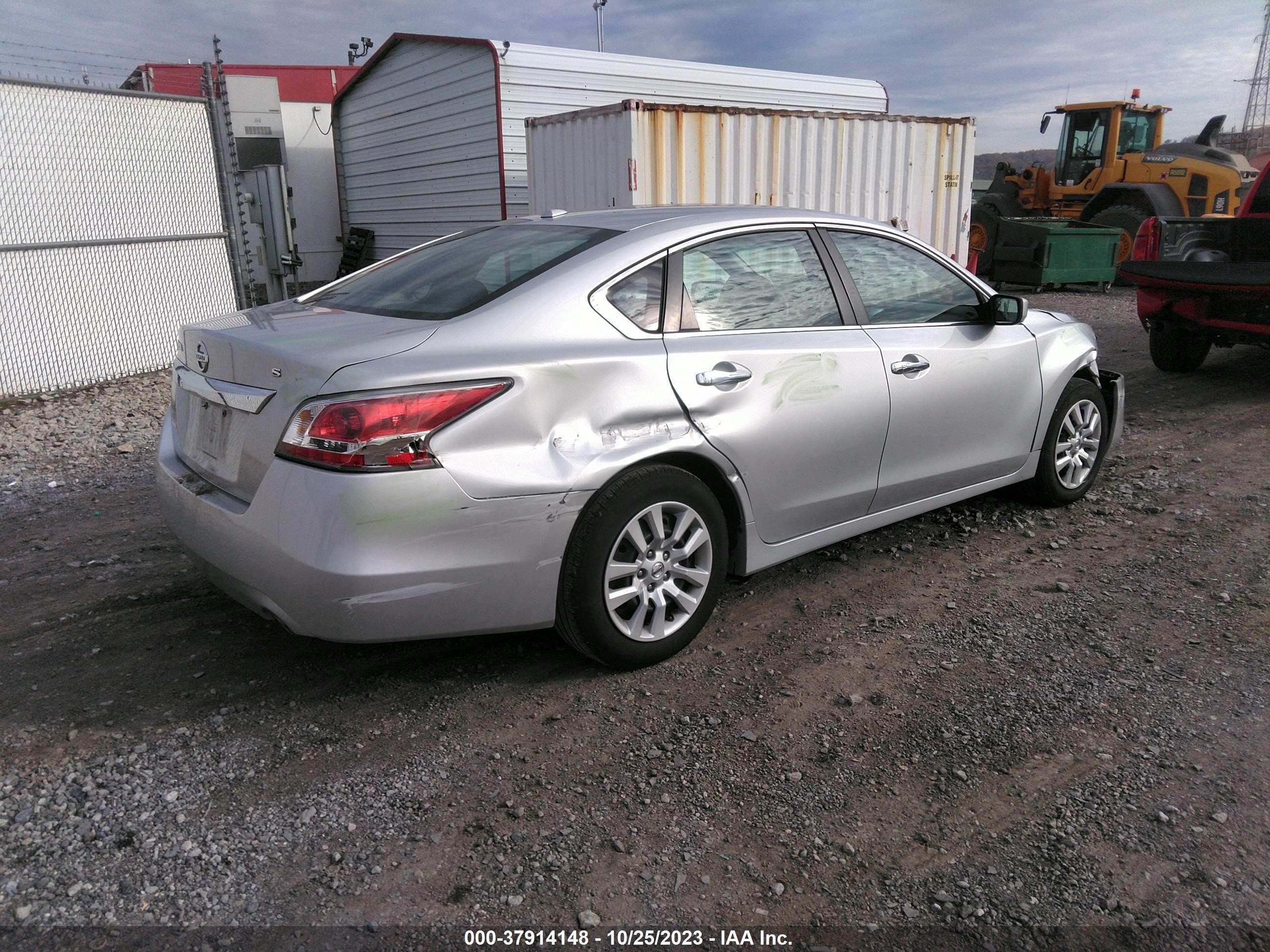 Photo 3 VIN: 1N4AL3AP7FC422028 - NISSAN ALTIMA 