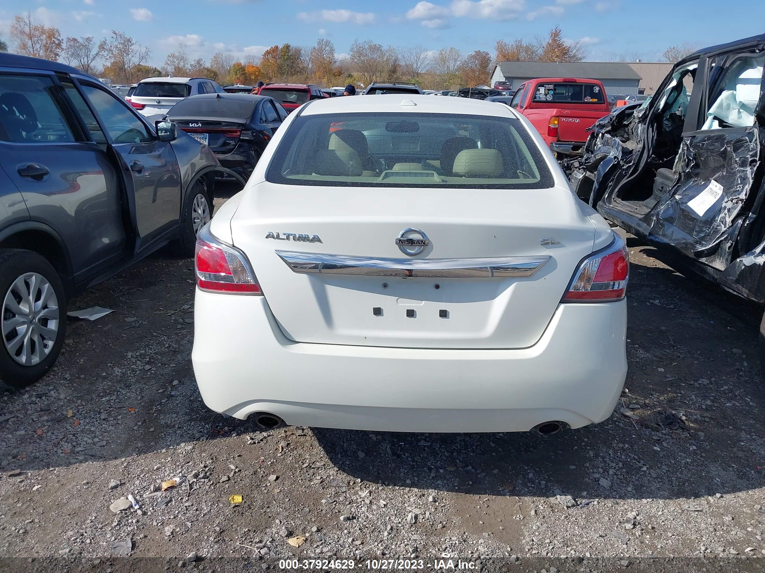 Photo 15 VIN: 1N4AL3AP7FC435197 - NISSAN ALTIMA 