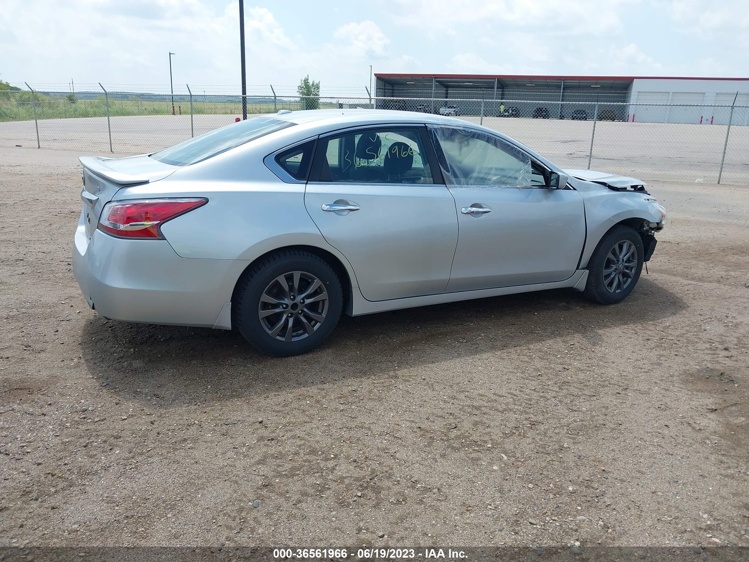 Photo 3 VIN: 1N4AL3AP7FC466241 - NISSAN ALTIMA 