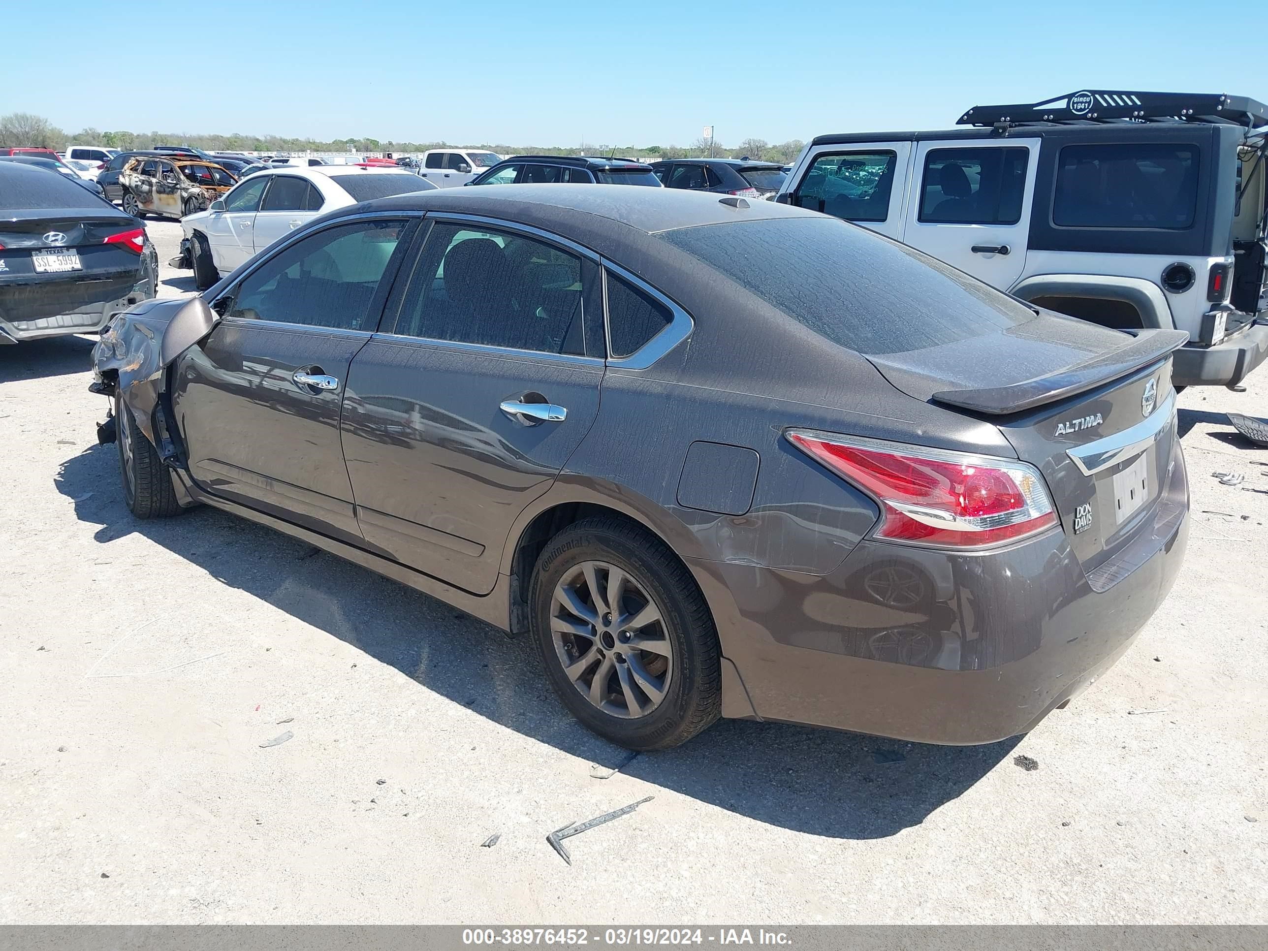 Photo 2 VIN: 1N4AL3AP7FC570552 - NISSAN ALTIMA 