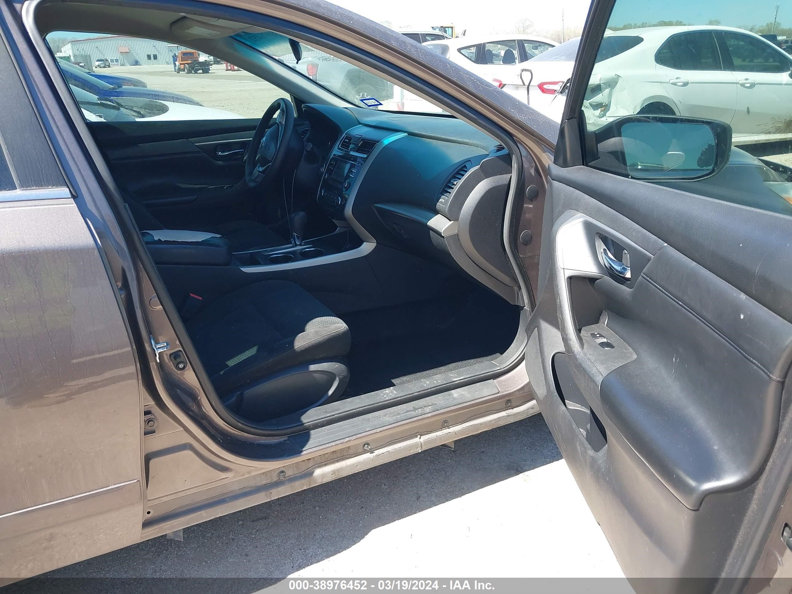 Photo 4 VIN: 1N4AL3AP7FC570552 - NISSAN ALTIMA 