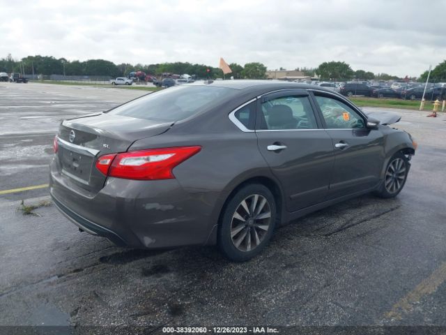 Photo 3 VIN: 1N4AL3AP7FN307434 - NISSAN ALTIMA 