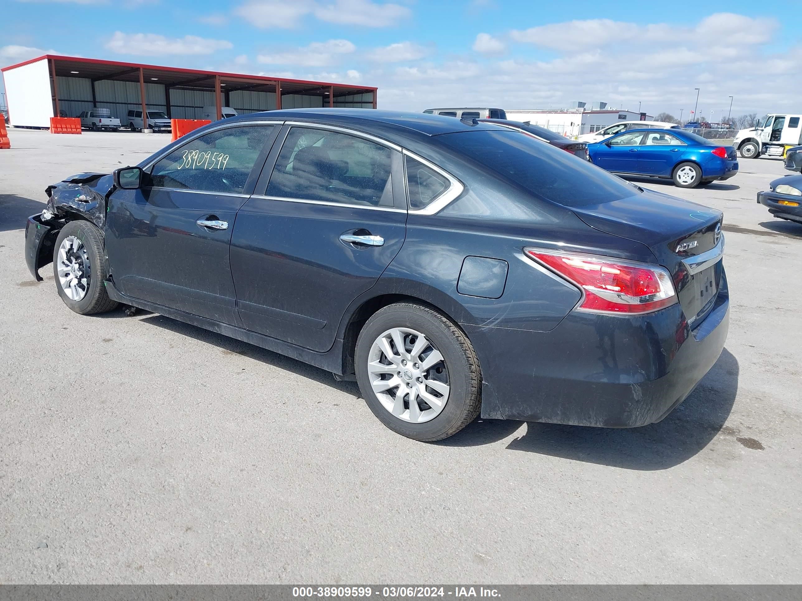 Photo 2 VIN: 1N4AL3AP7FN881547 - NISSAN ALTIMA 