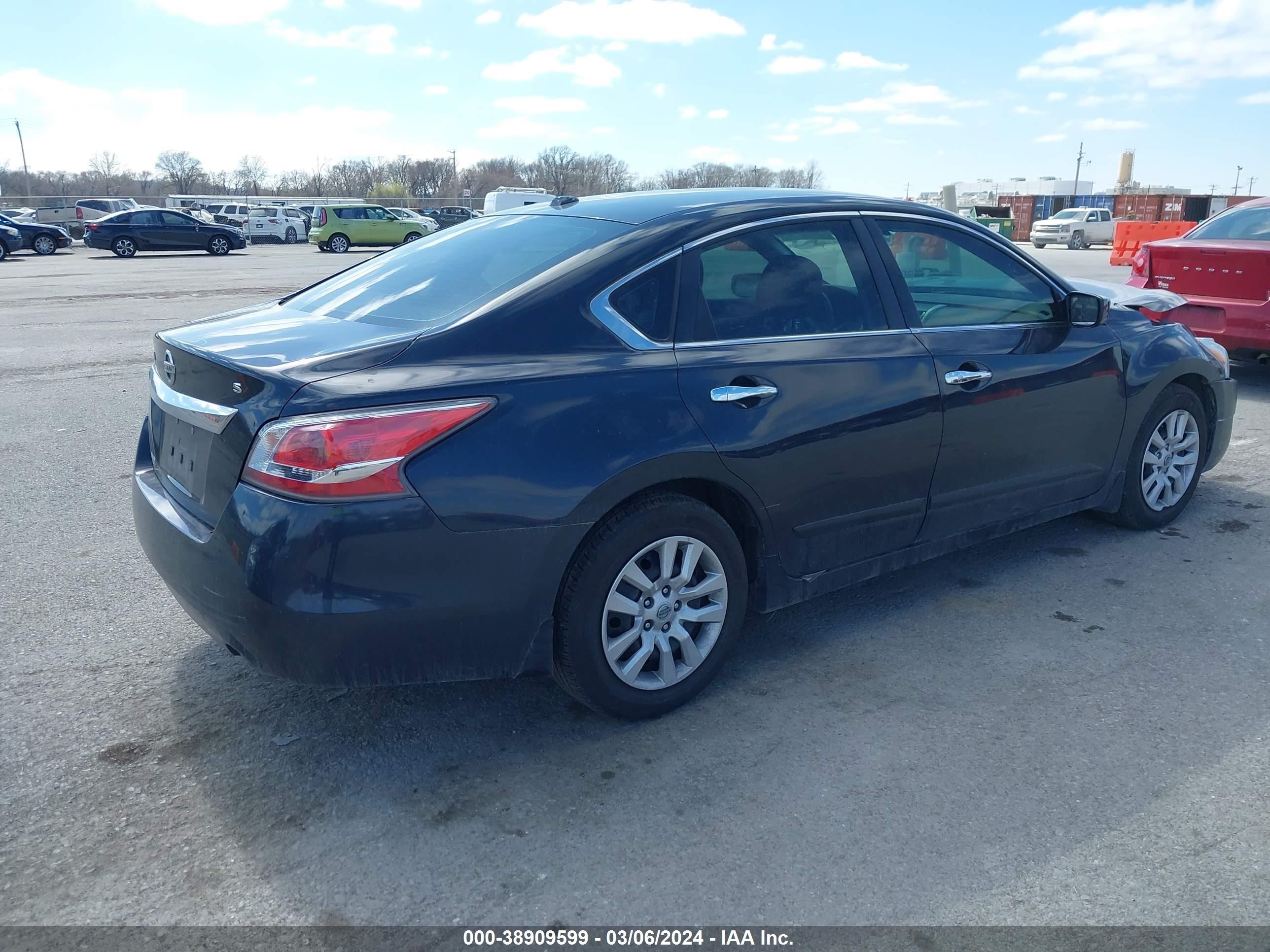 Photo 3 VIN: 1N4AL3AP7FN881547 - NISSAN ALTIMA 