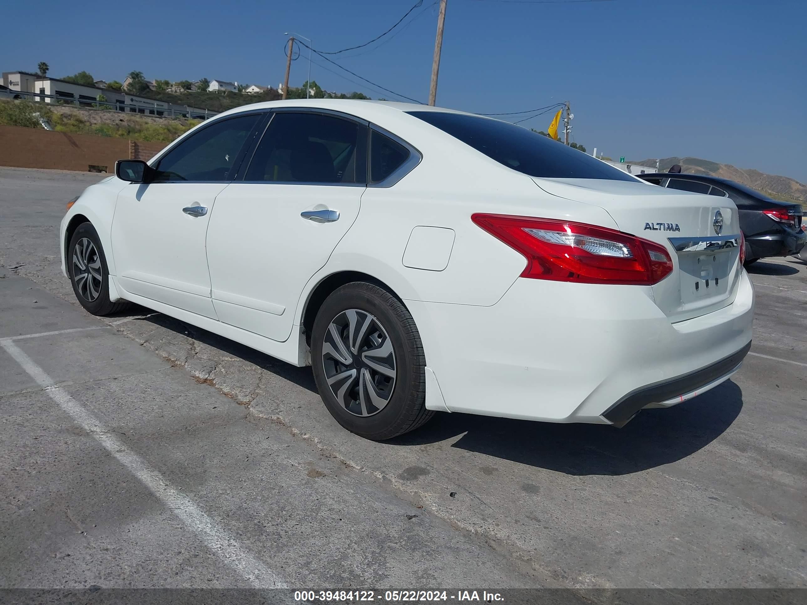 Photo 2 VIN: 1N4AL3AP7GN380949 - NISSAN ALTIMA 