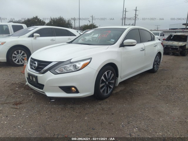 Photo 1 VIN: 1N4AL3AP7HC143083 - NISSAN ALTIMA 