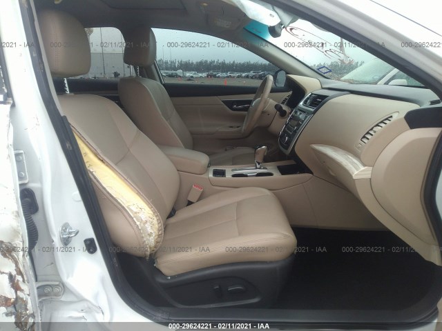 Photo 4 VIN: 1N4AL3AP7HC143083 - NISSAN ALTIMA 