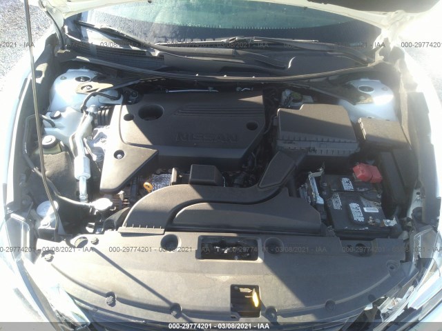 Photo 9 VIN: 1N4AL3AP7HN306982 - NISSAN ALTIMA 