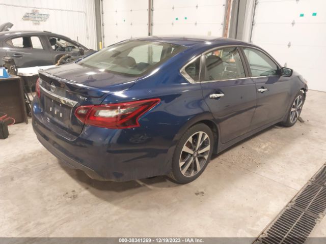 Photo 3 VIN: 1N4AL3AP7HN321210 - NISSAN ALTIMA 