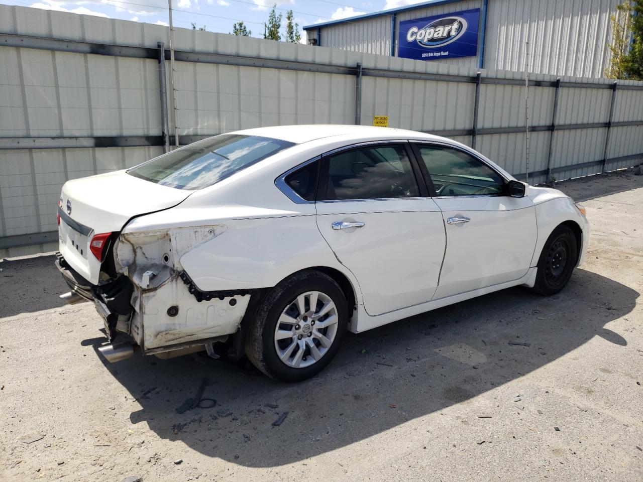 Photo 2 VIN: 1N4AL3AP7HN330697 - NISSAN ALTIMA 