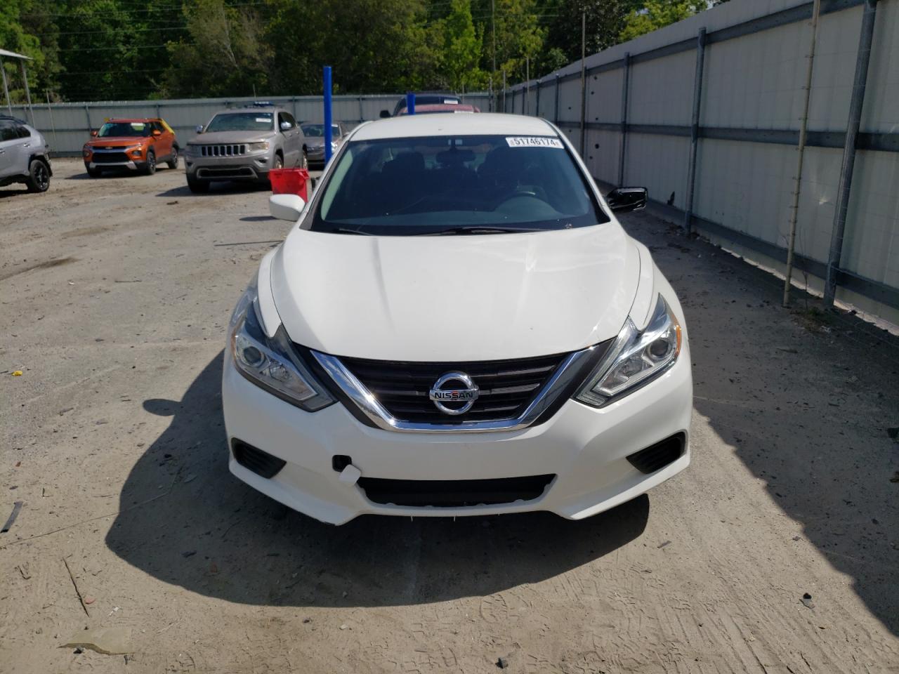 Photo 4 VIN: 1N4AL3AP7HN330697 - NISSAN ALTIMA 