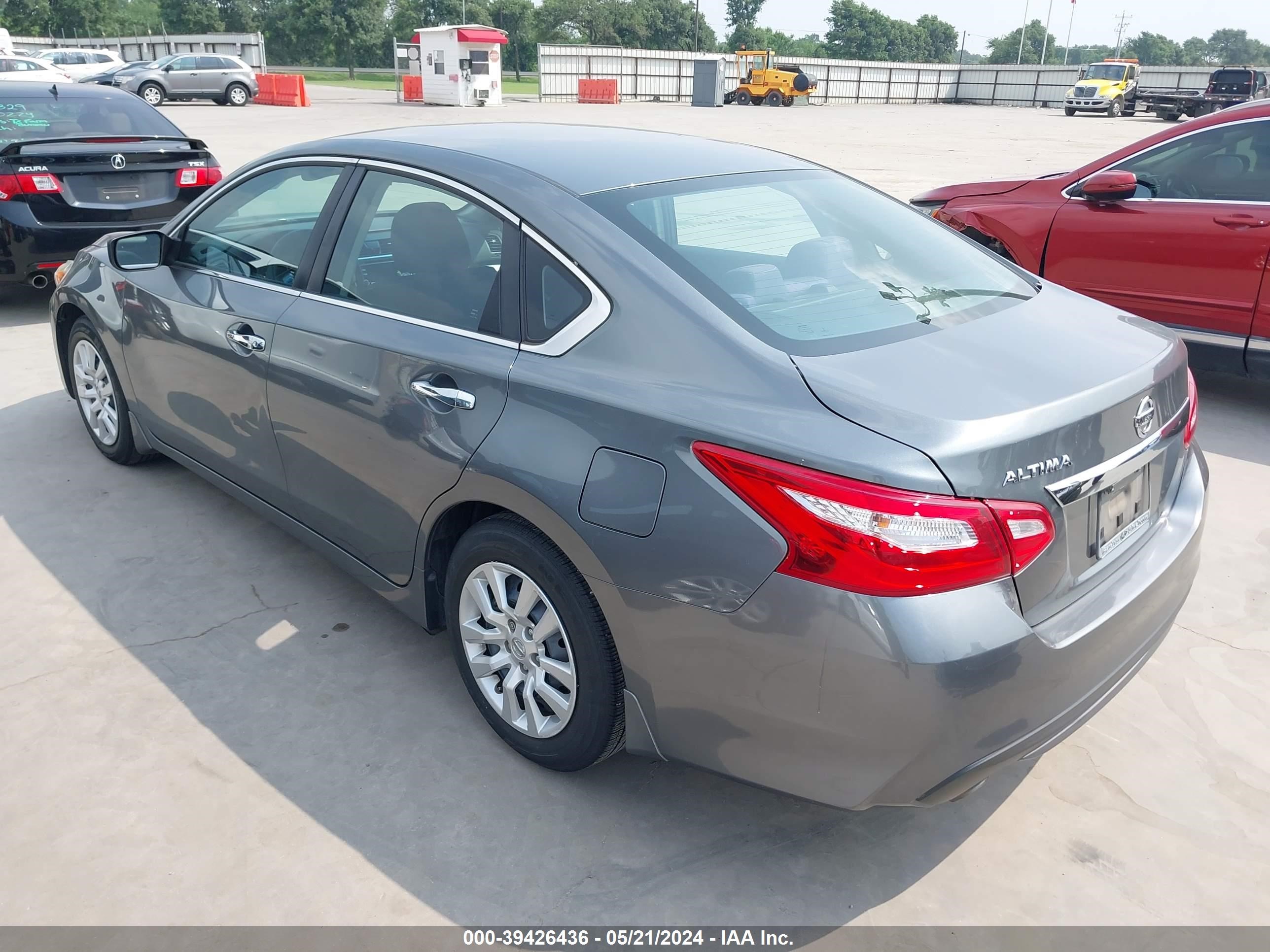 Photo 2 VIN: 1N4AL3AP7HN340663 - NISSAN ALTIMA 