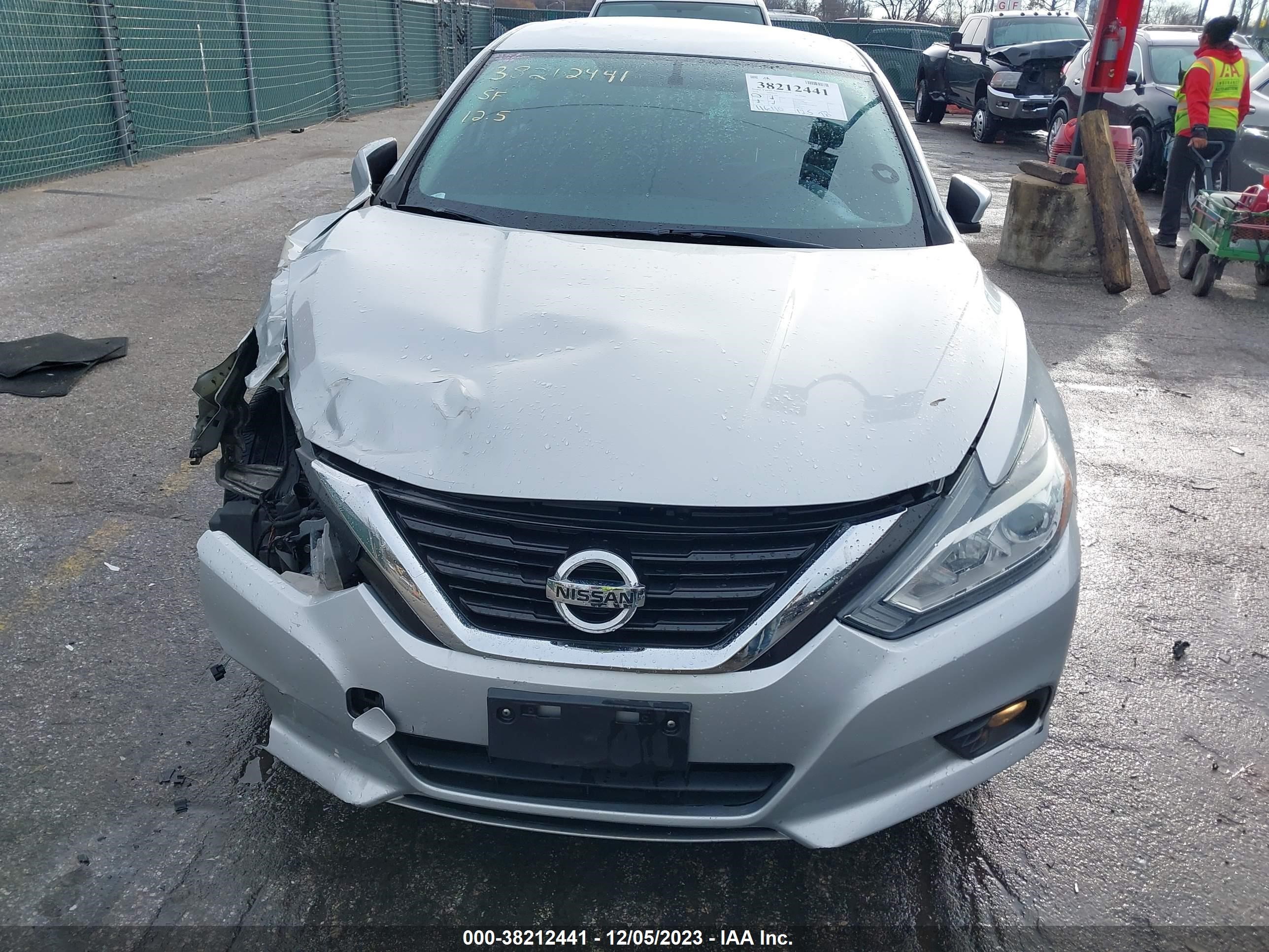 Photo 11 VIN: 1N4AL3AP7JC114964 - NISSAN ALTIMA 