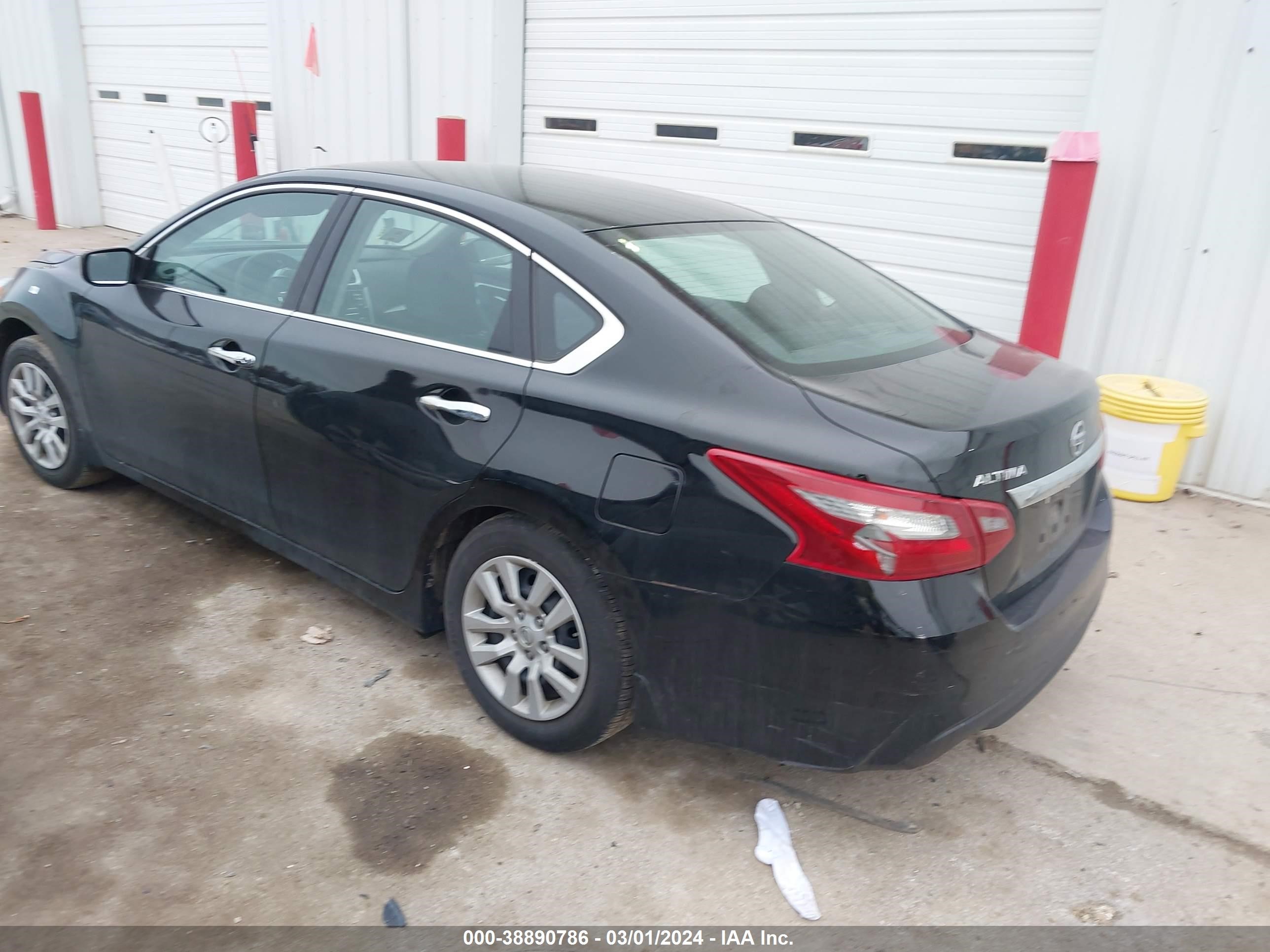 Photo 2 VIN: 1N4AL3AP7JC152761 - NISSAN ALTIMA 