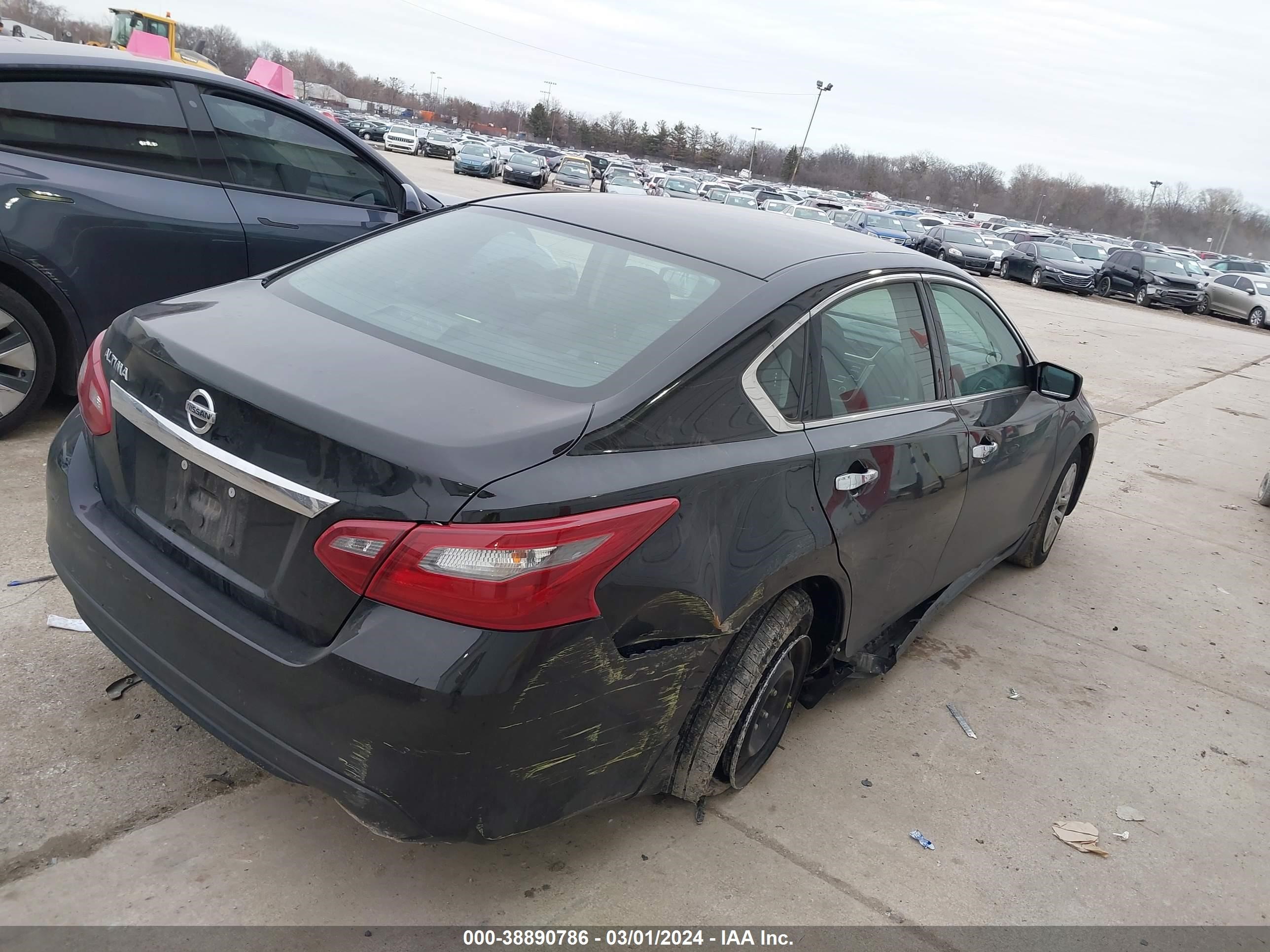 Photo 3 VIN: 1N4AL3AP7JC152761 - NISSAN ALTIMA 