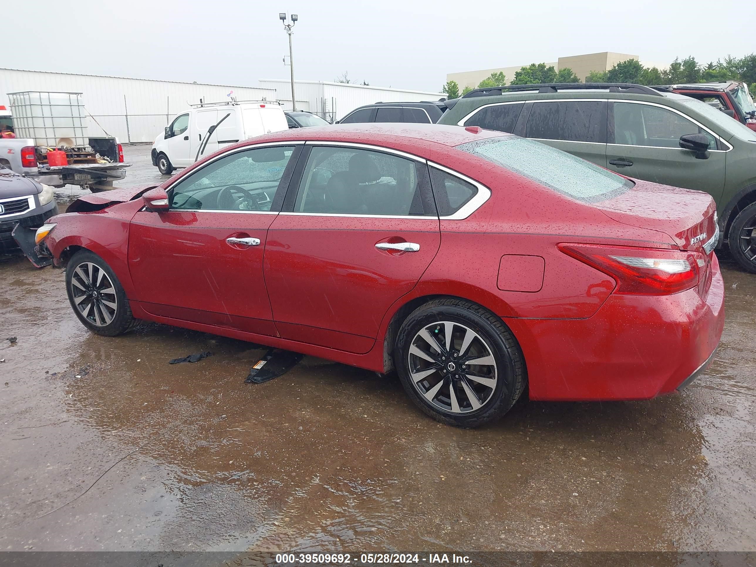 Photo 14 VIN: 1N4AL3AP7JC226681 - NISSAN ALTIMA 