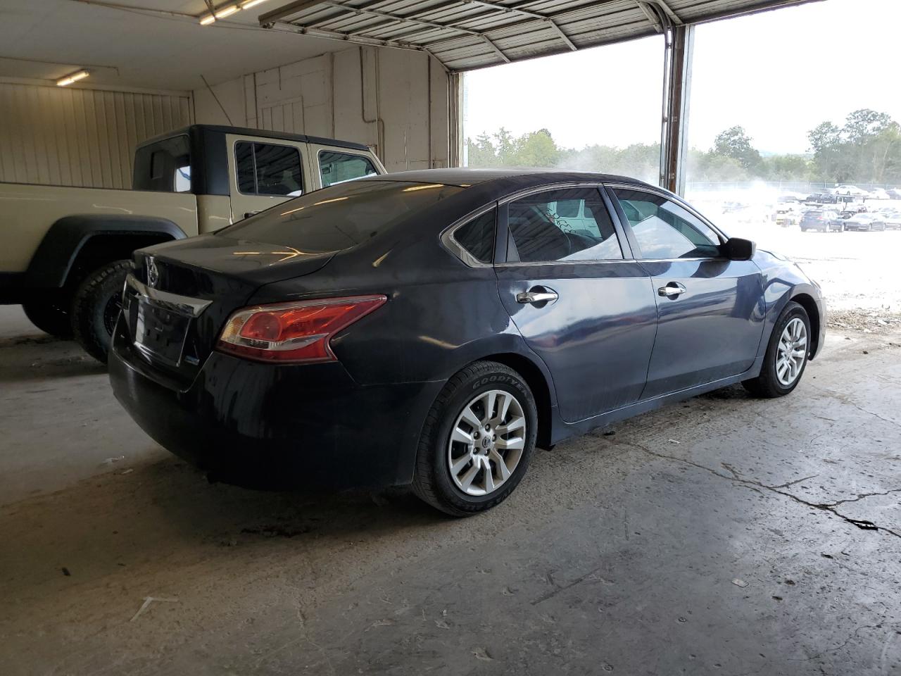 Photo 2 VIN: 1N4AL3AP8DC142938 - NISSAN ALTIMA 