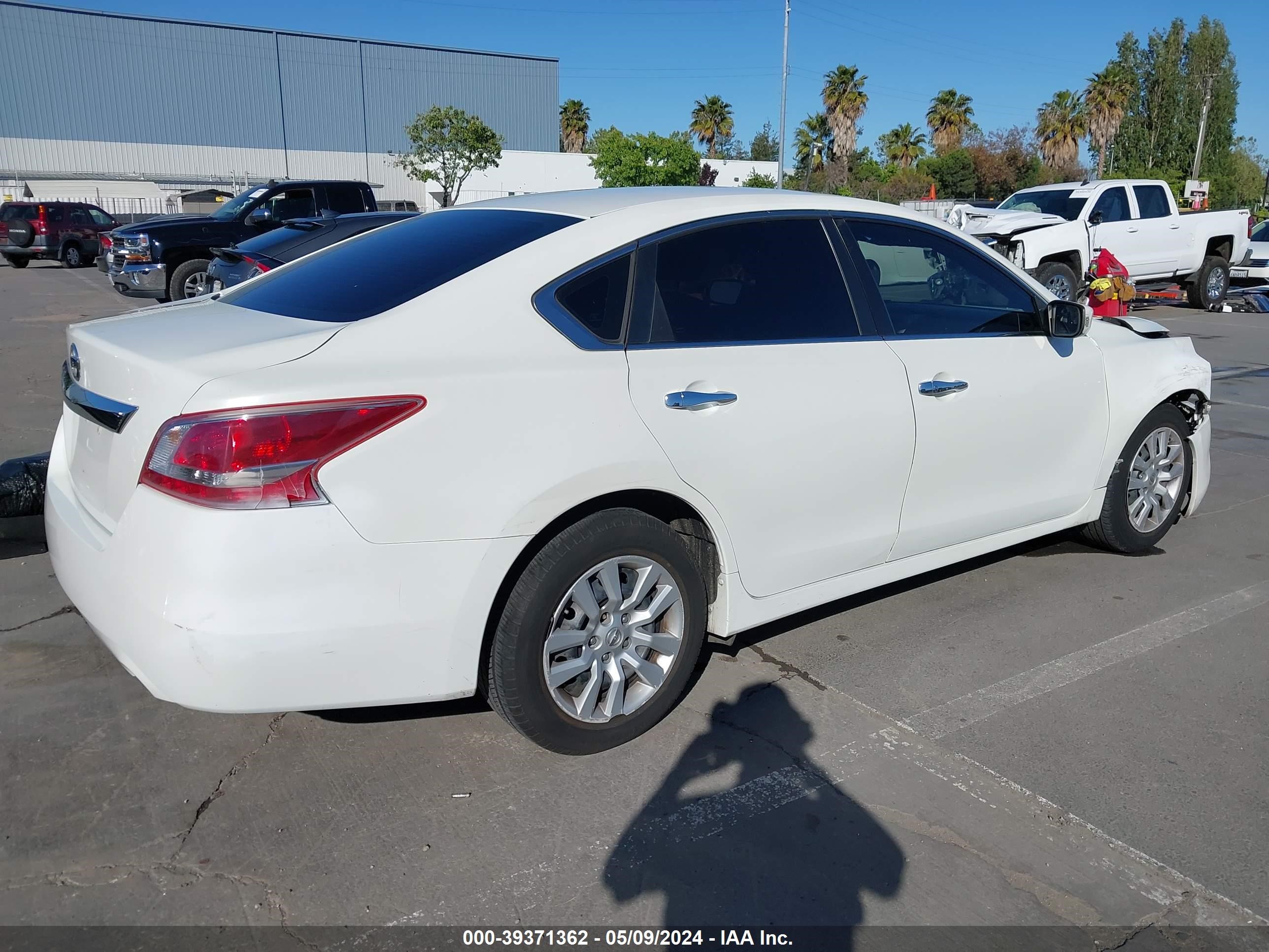 Photo 3 VIN: 1N4AL3AP8DC183554 - NISSAN ALTIMA 