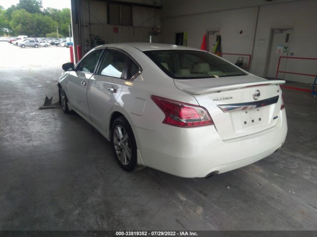 Photo 2 VIN: 1N4AL3AP8DC244028 - NISSAN ALTIMA 