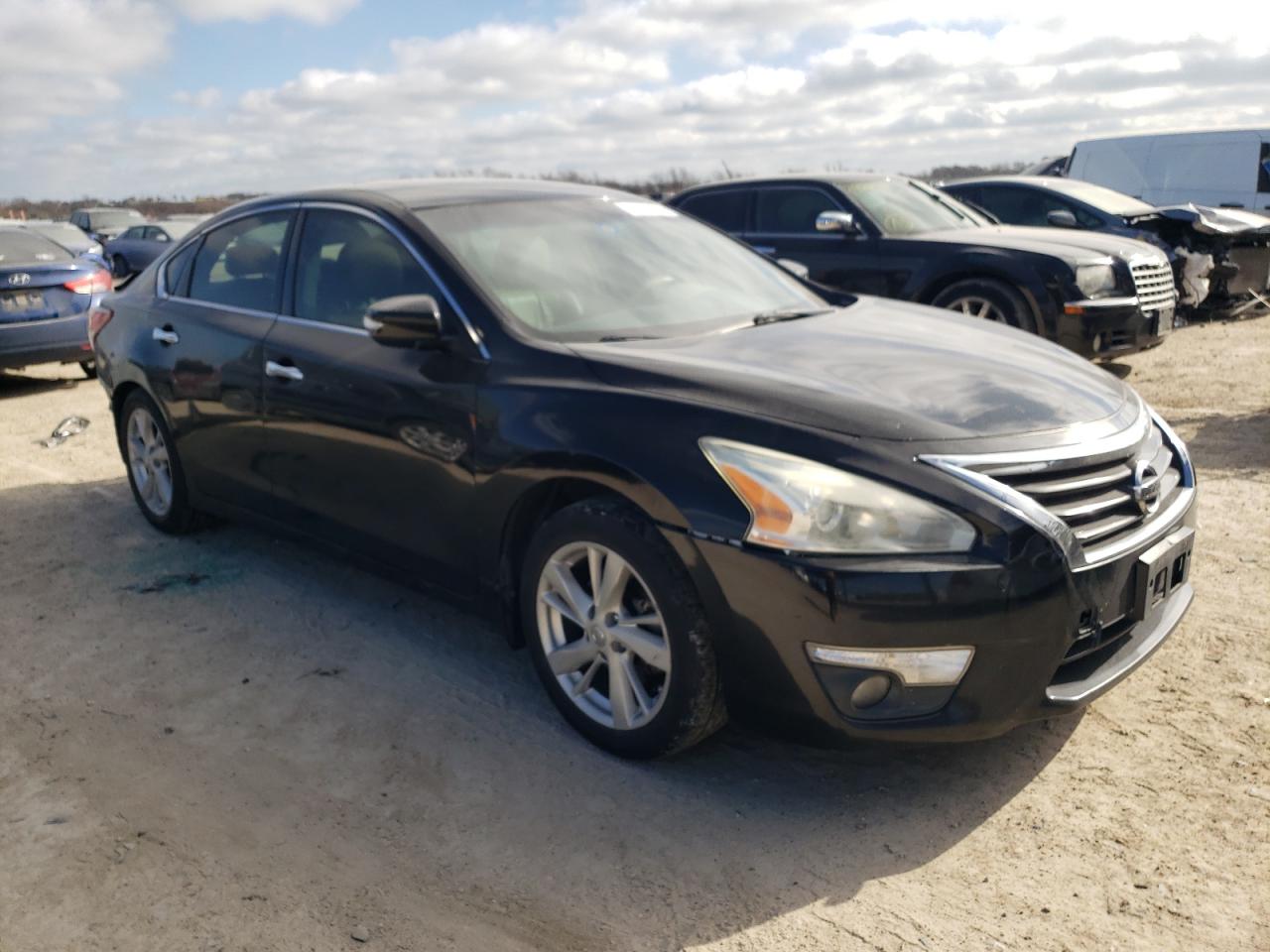 Photo 3 VIN: 1N4AL3AP8DN475810 - NISSAN ALTIMA 