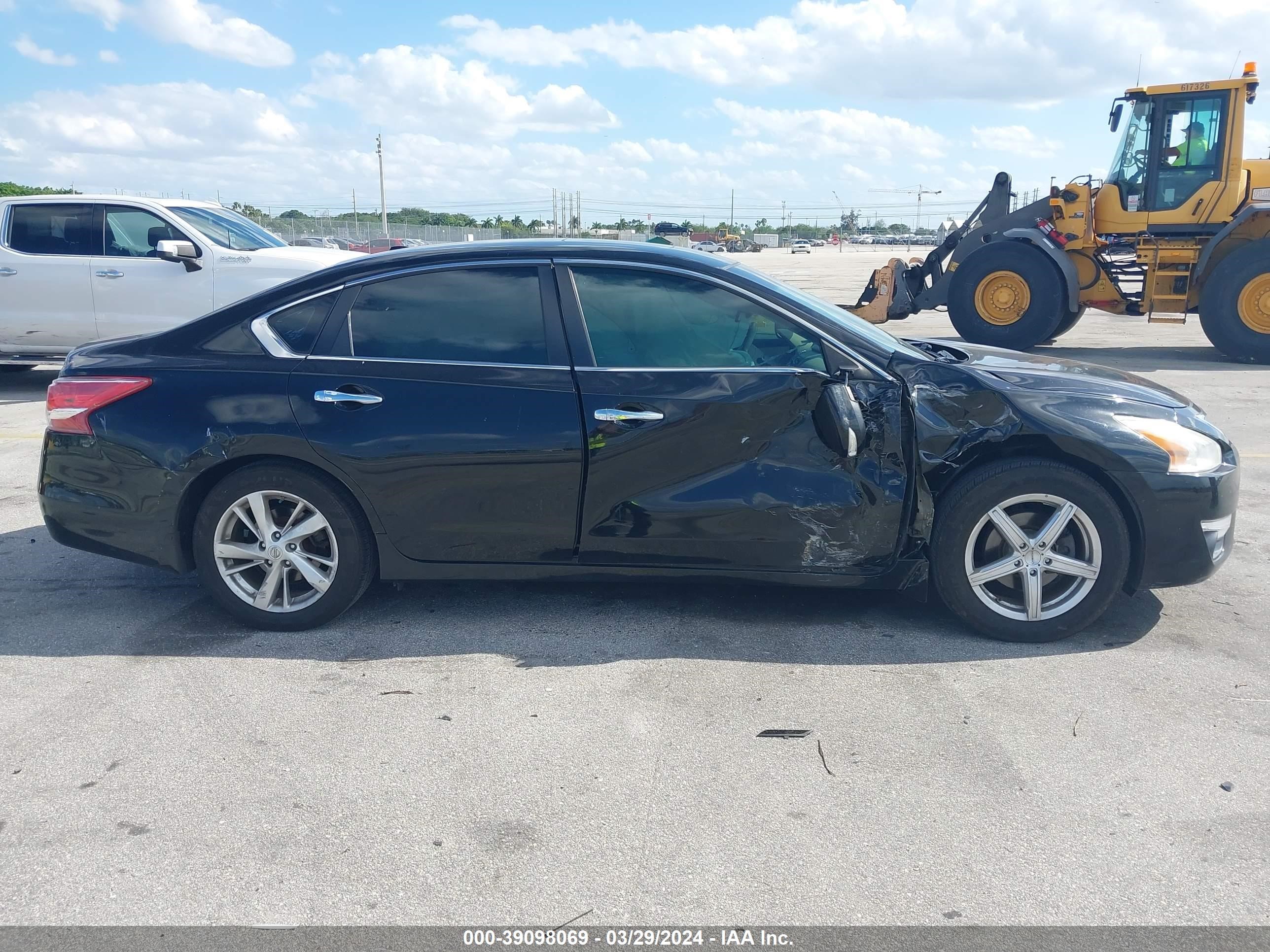 Photo 12 VIN: 1N4AL3AP8DN568908 - NISSAN ALTIMA 