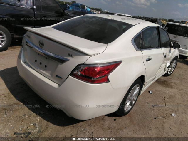 Photo 3 VIN: 1N4AL3AP8EC109438 - NISSAN ALTIMA 