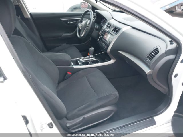 Photo 4 VIN: 1N4AL3AP8EC143752 - NISSAN ALTIMA 