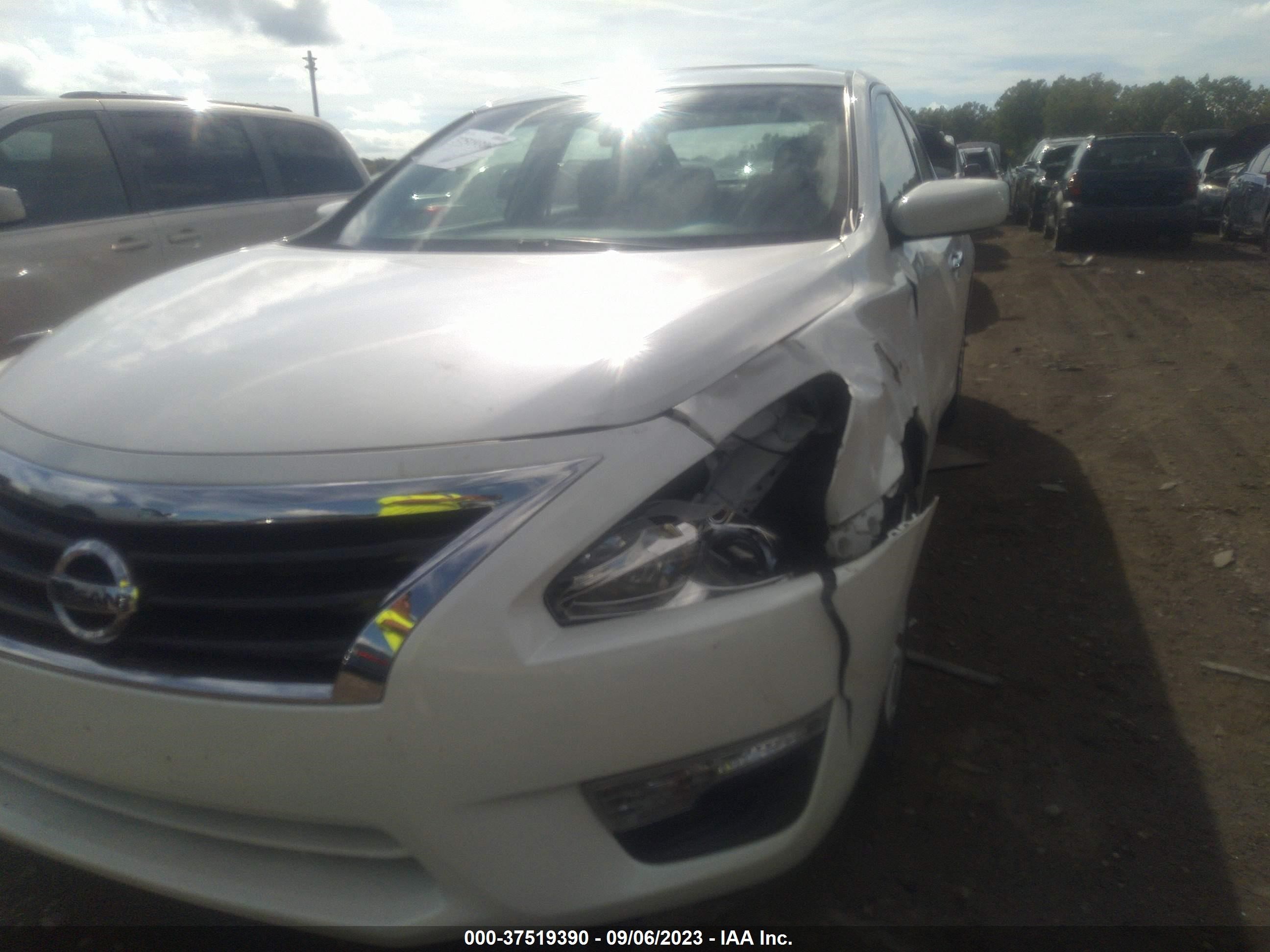 Photo 5 VIN: 1N4AL3AP8EC151379 - NISSAN ALTIMA 