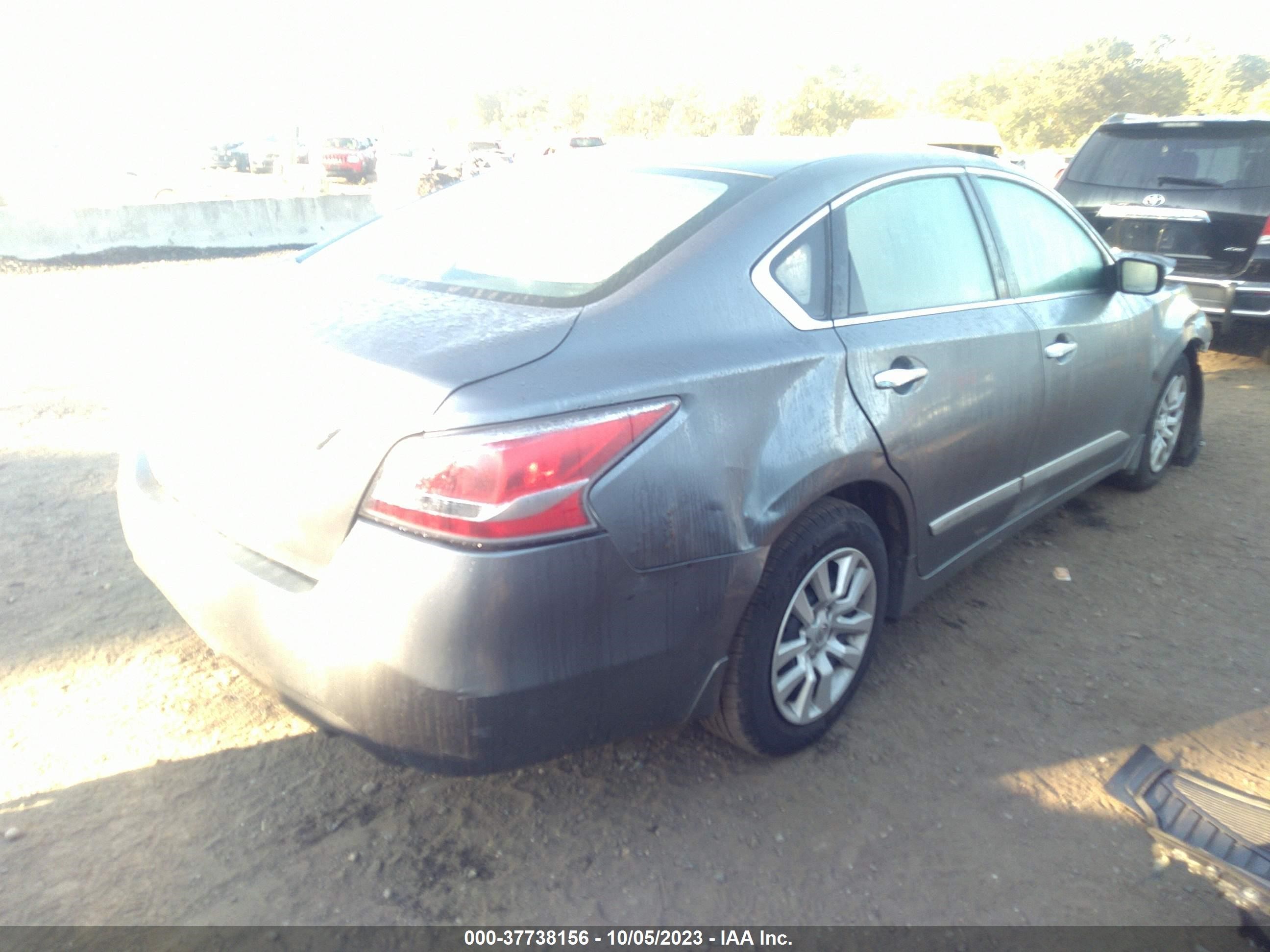 Photo 3 VIN: 1N4AL3AP8FC124605 - NISSAN ALTIMA 