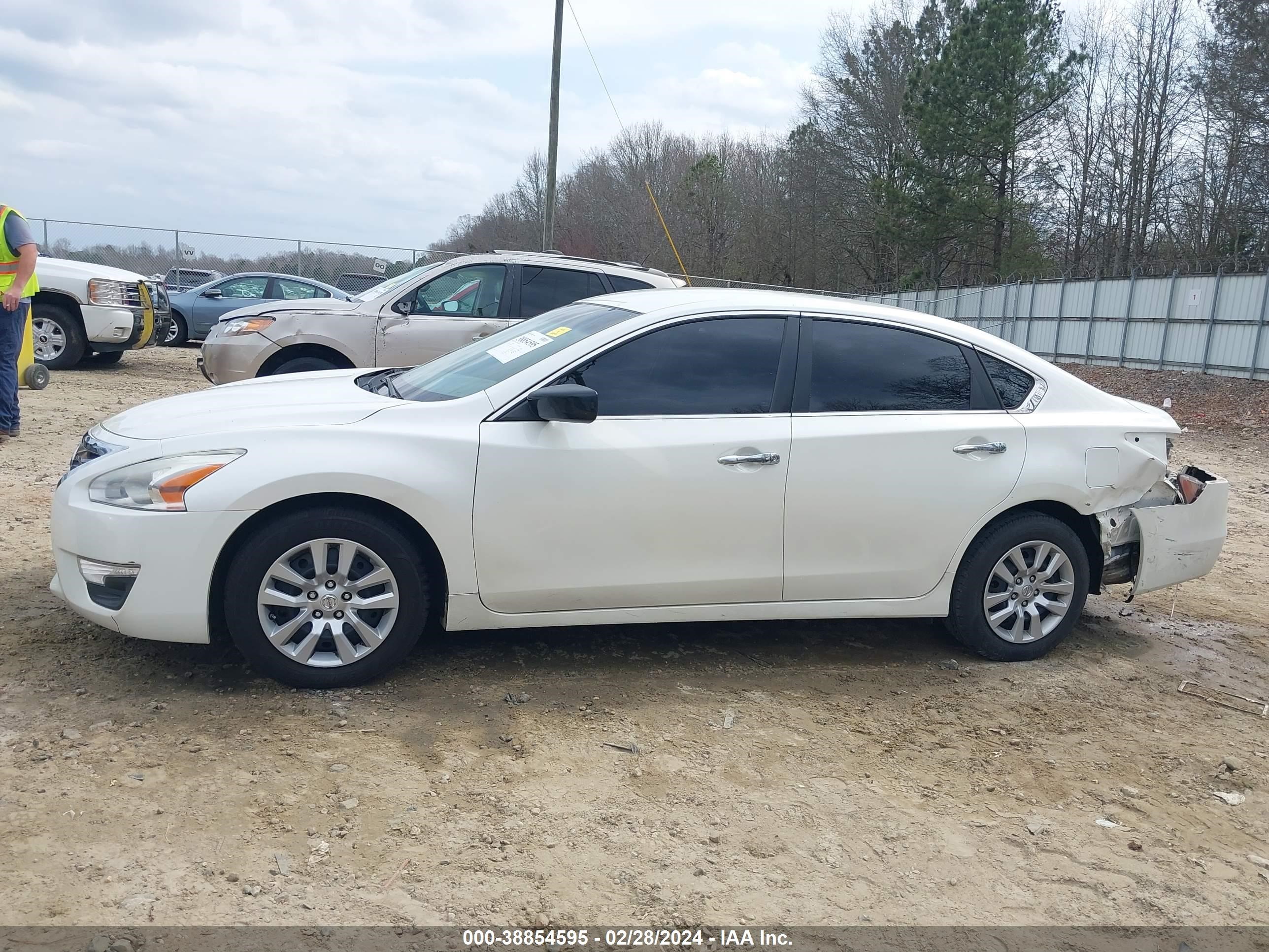 Photo 13 VIN: 1N4AL3AP8FC209962 - NISSAN ALTIMA 